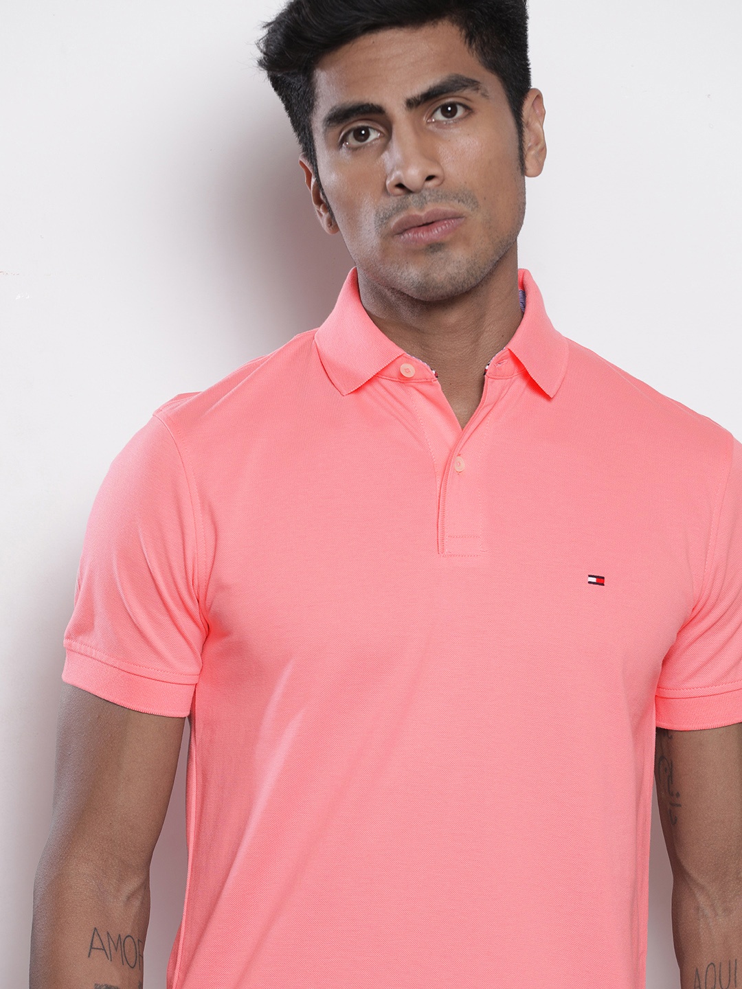 

Tommy Hilfiger Men Pink Regular Fit Solid Polo Collar Pure Cotton T-shirt
