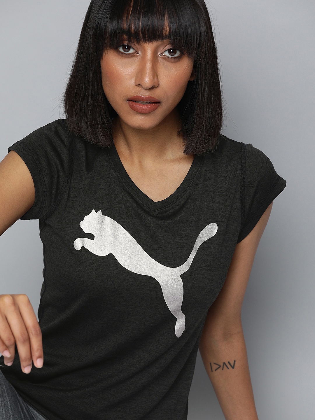 

Puma Women Charcoal Grey Printed Slim Fit Heather Cat DryCELL Running & Training T-shirt