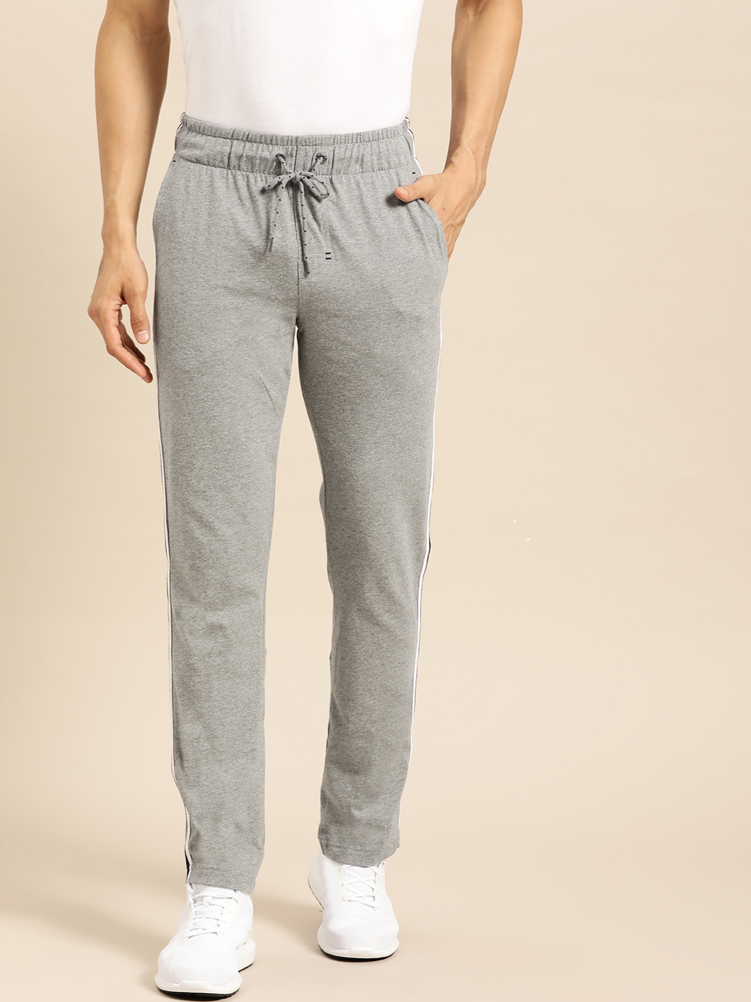 

Jockey Men Grey Melange Solid Track Pants