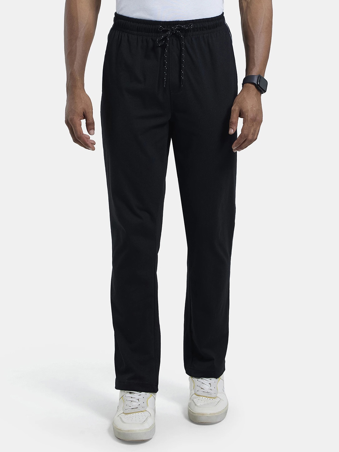 

Jockey Combed Cotton Rich Trackpant with Side Pockets-9500, Black