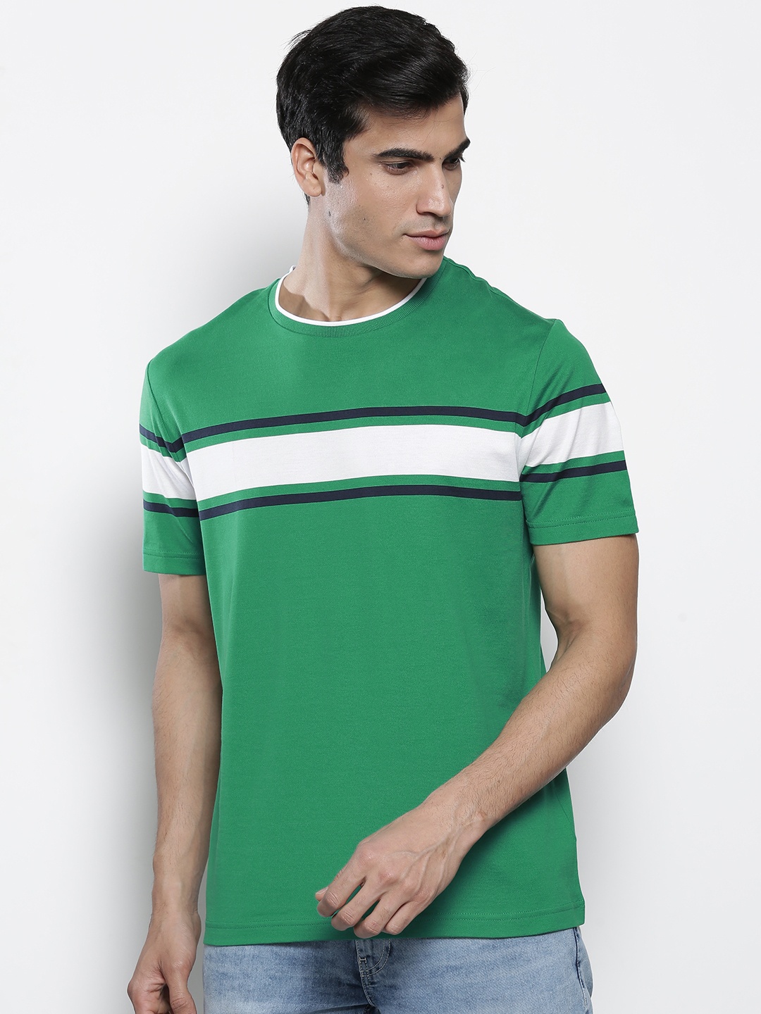

Marks Spencer Men Green Solid Round Neck Pure Cotton T-shirt