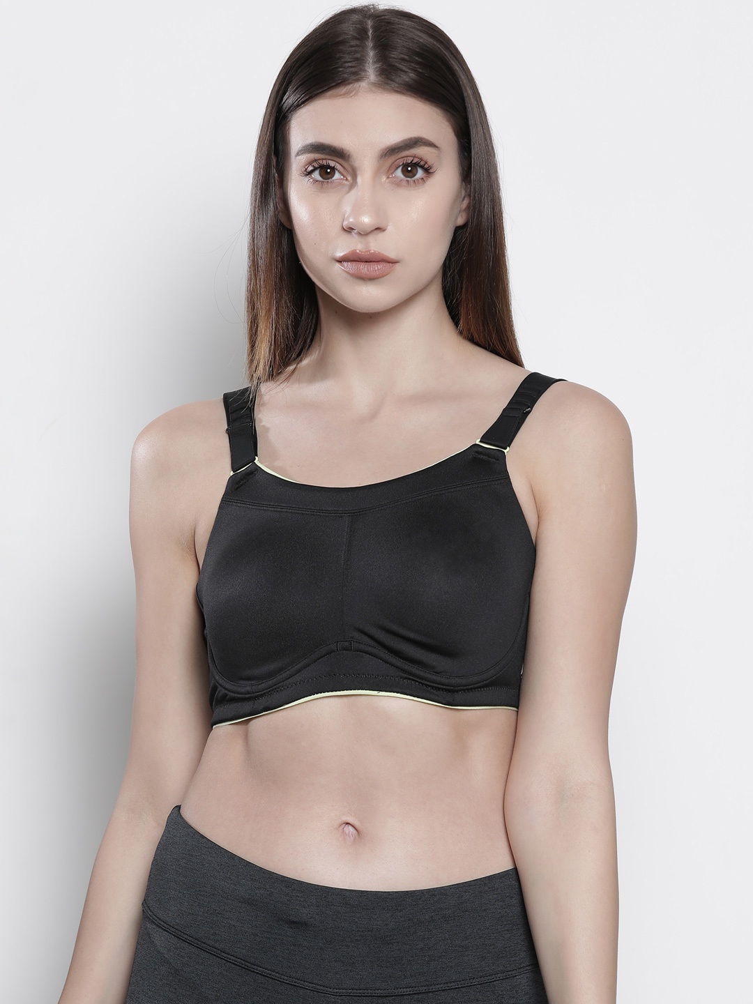 

Marks & Spencer Black Solid Underwired Non Padded Sports Bra T336382