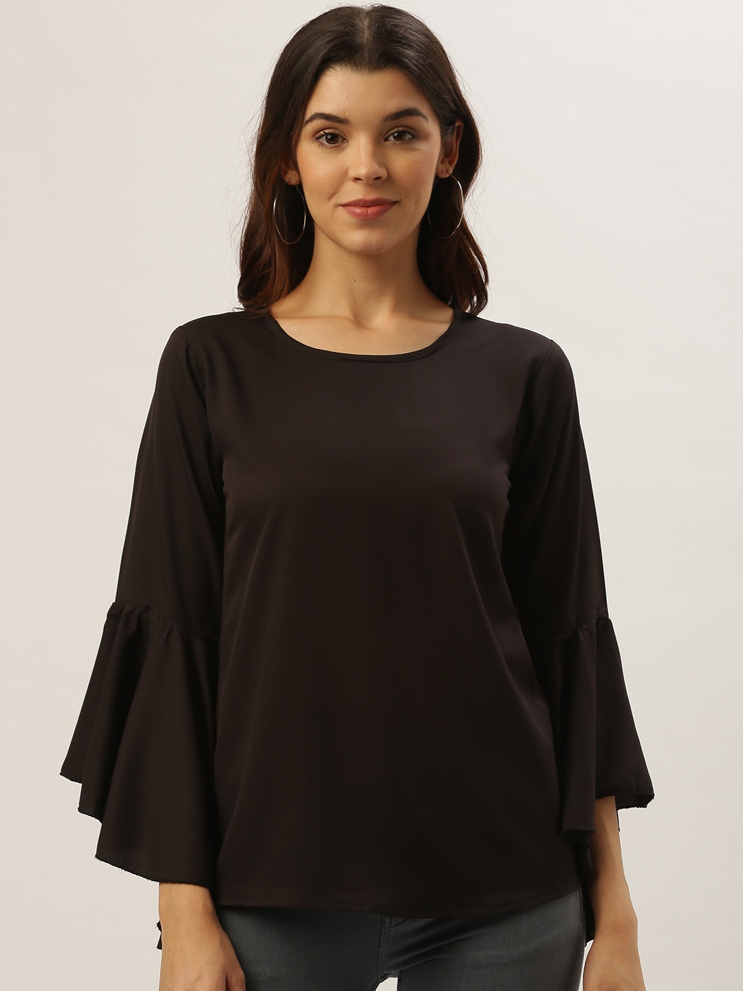 

Darzi Women Black Solid Top