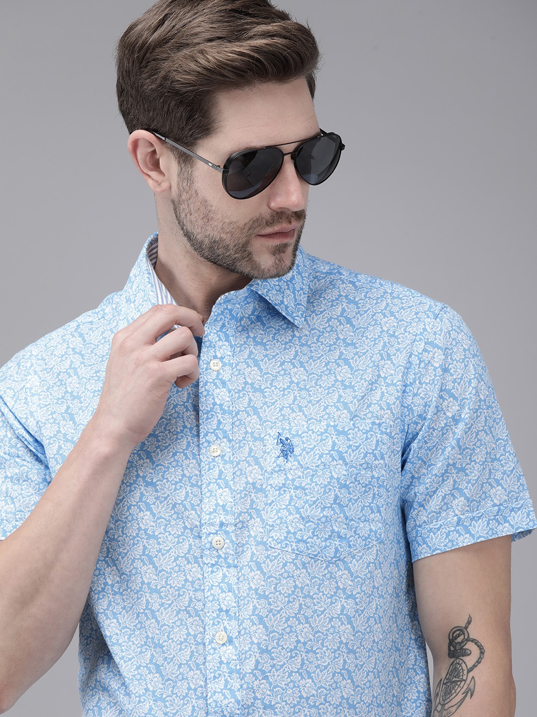

U.S. Polo Assn. Denim Co. Men Blue & White Tailored Fit Floral Printed Casual Shirt
