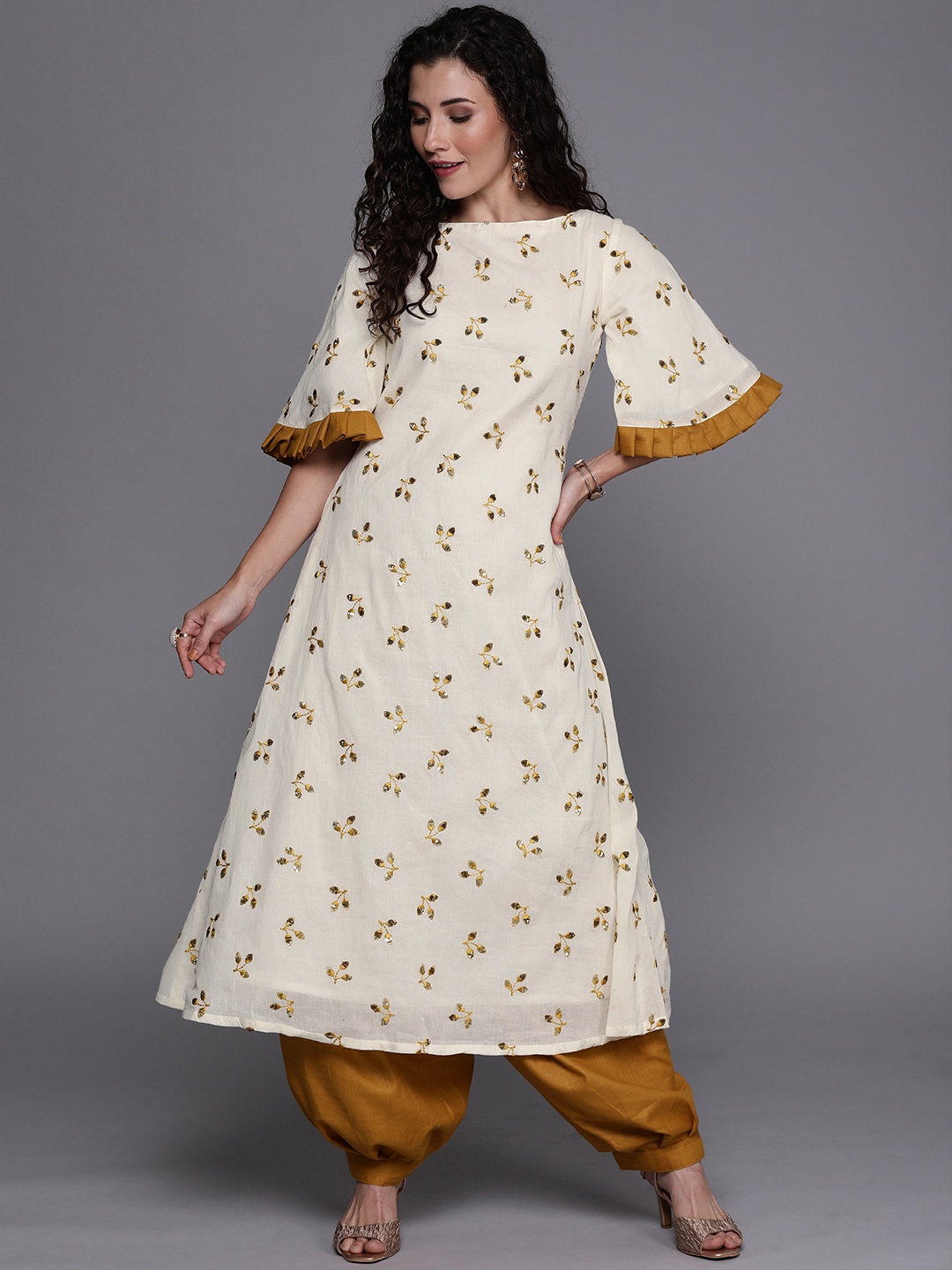 

Ethnovog Women Off-White Mustard Yellow Made to Measure Embroidered Kurta Set