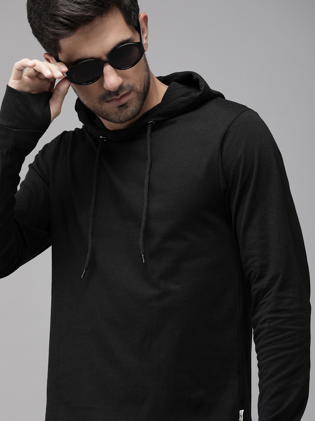 

Roadster Men Black Solid Hood Pure Cotton T-shirt