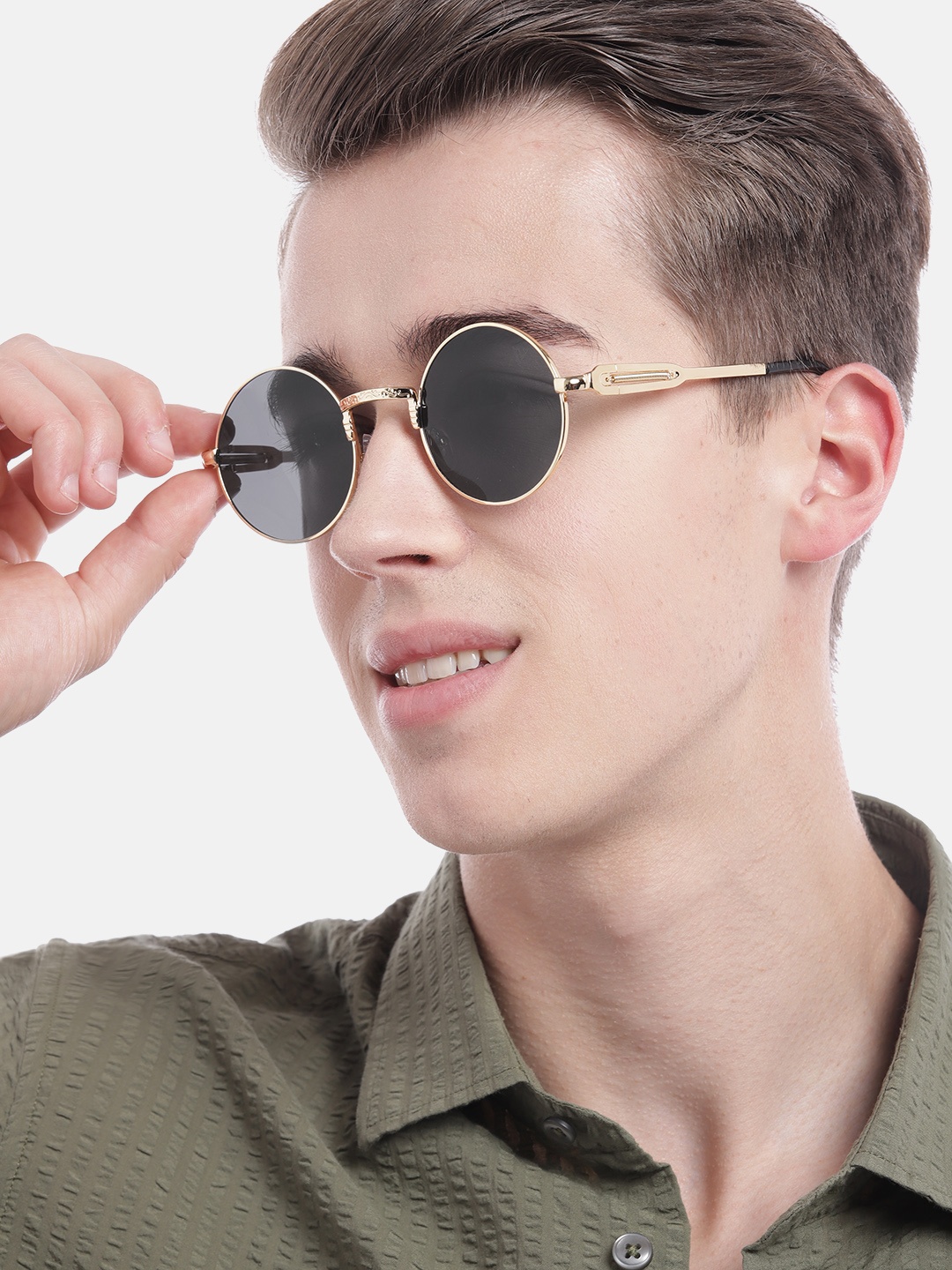 

Voyage Unisex Round Sunglasses 0926MG3211, Black