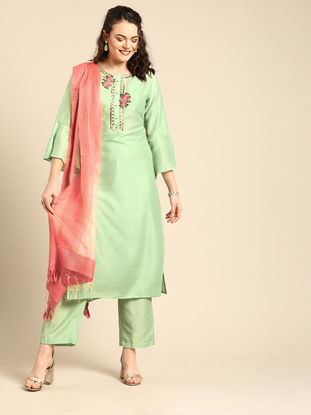 

Varanga Women Sea Green & Peach Solid Kurta with Trousers