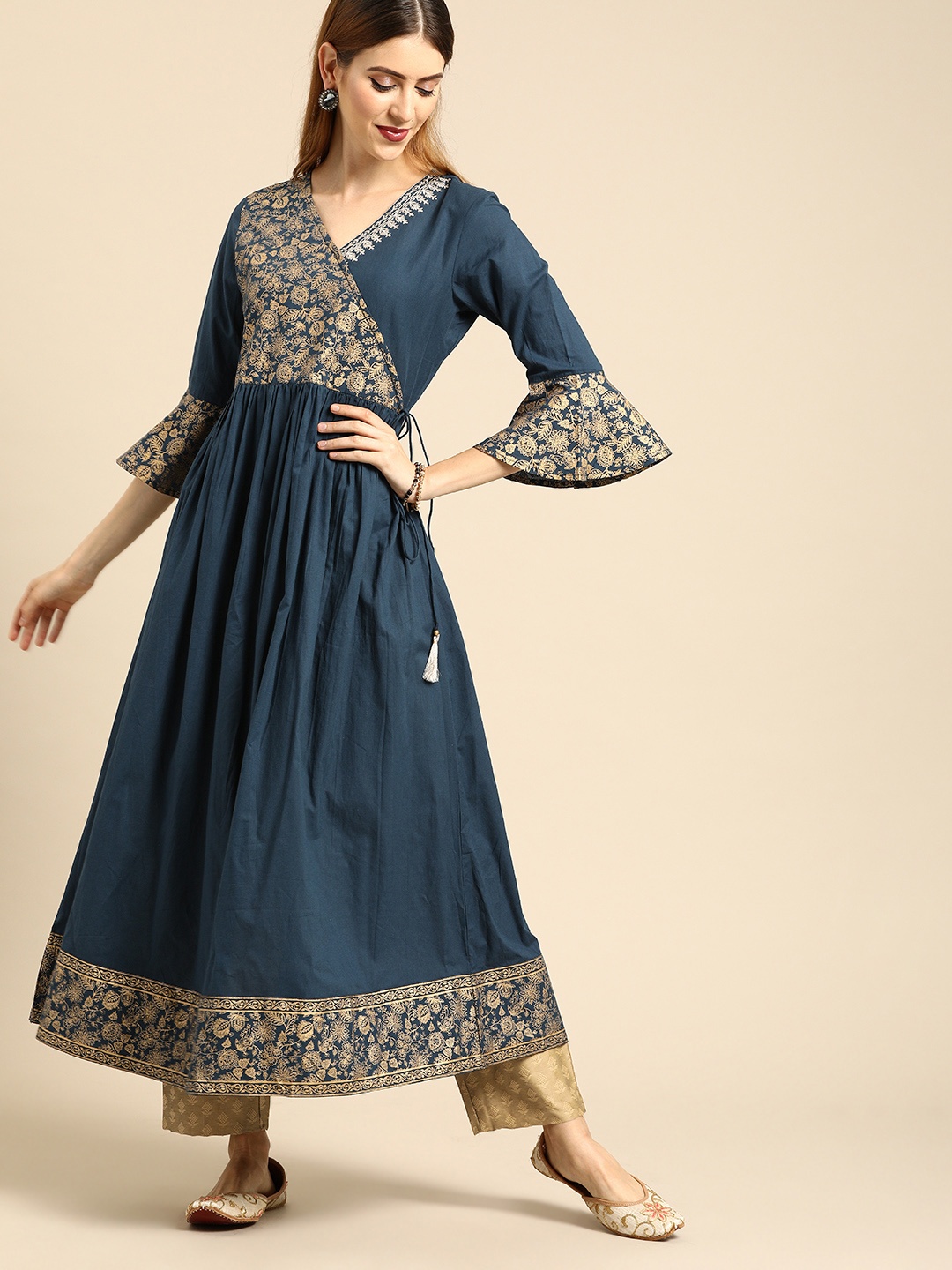 

Varanga Women Navy Blue & Gold-Toned Foil Printed Angrakha Kurta with Trousers