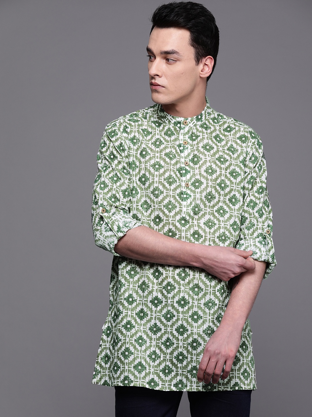 

Fabindia Men Green & Green Handblock Print Straight Kurta