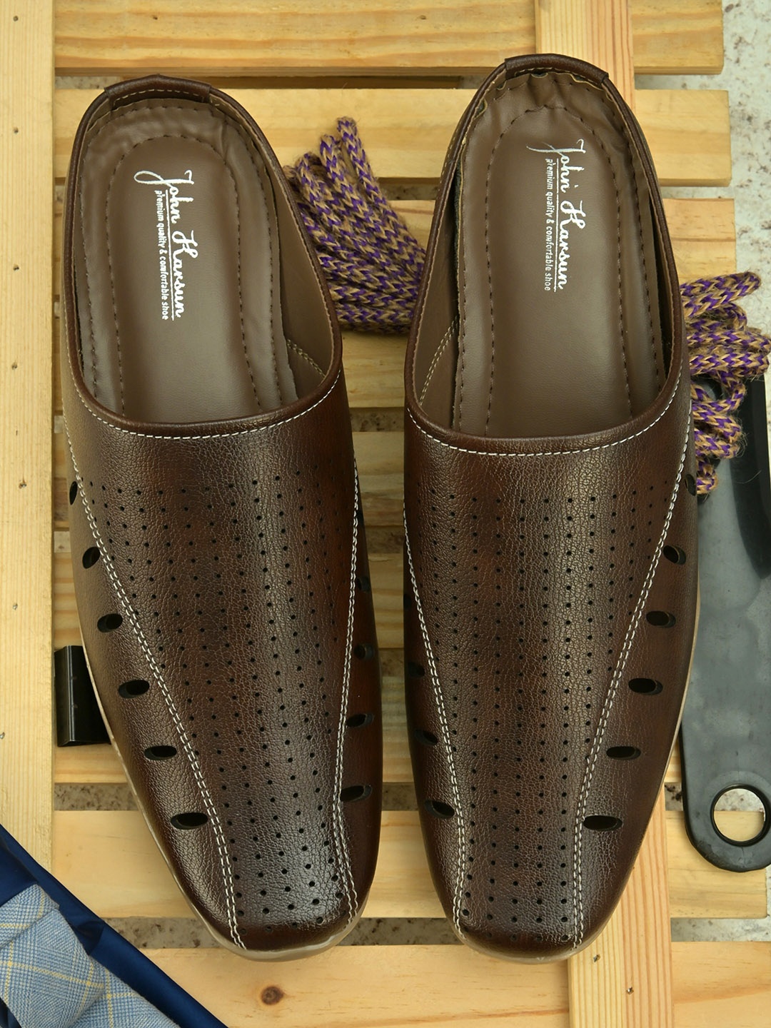 

John Karsun Men Brown Sandals