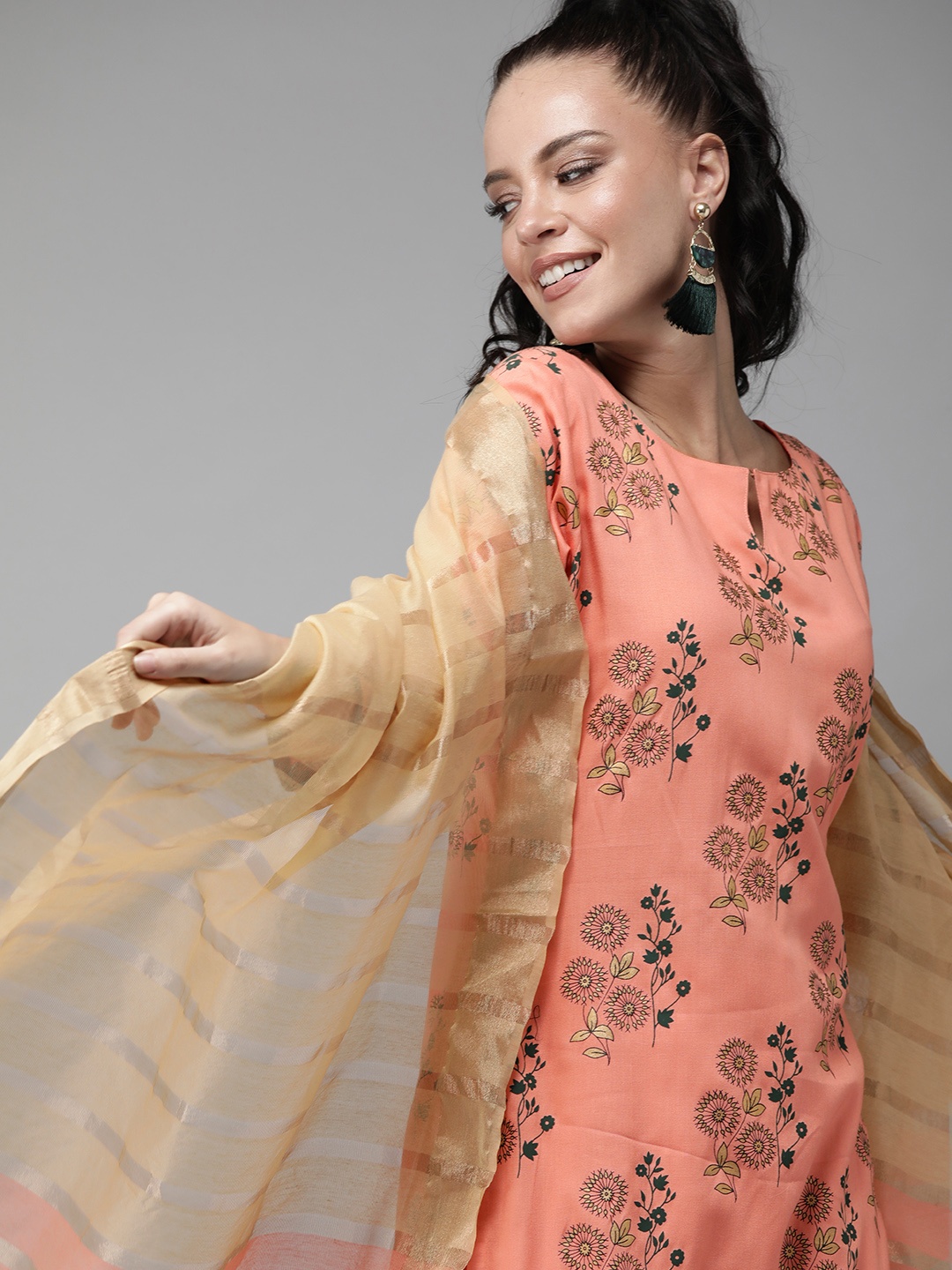 

Indo Era Women Peach-Coloured & Green Foil Printed Kurta with Palazzos & Dupatta