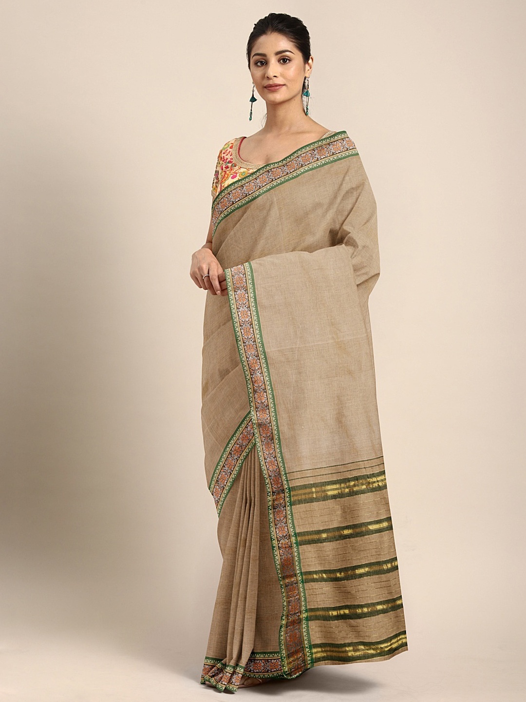 

Pavechas Beige Pure Cotton Solid Venkatgiri Saree