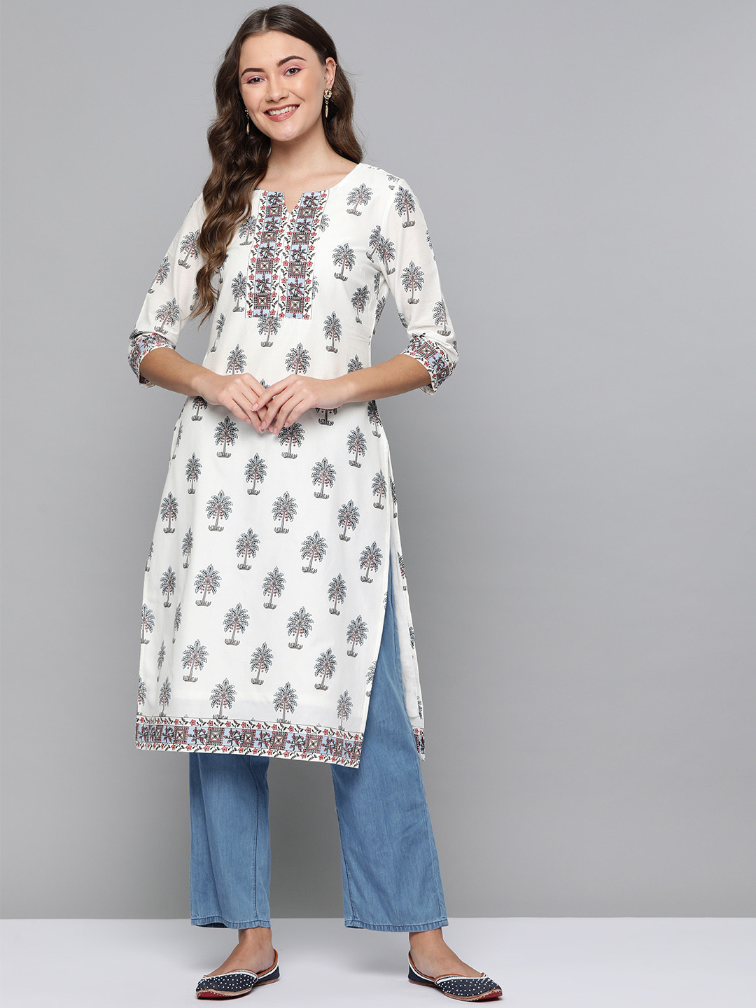 

HERE&NOW Women White & Blue Printed Straight Kurta