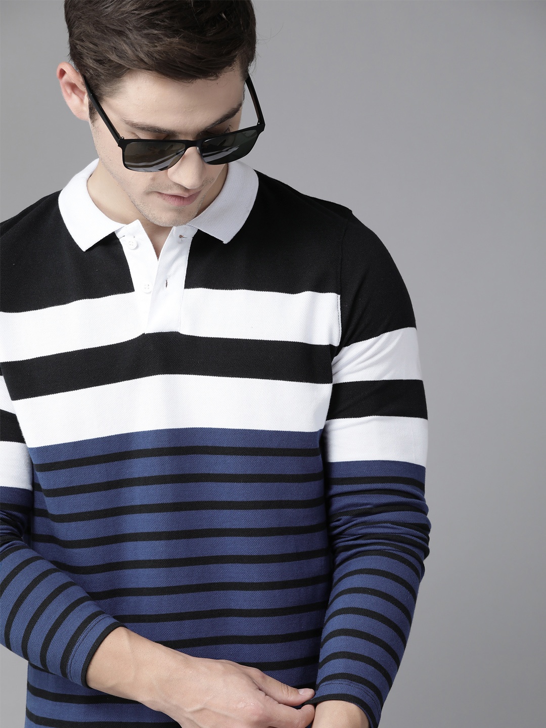 

Roadster Men Black White Striped Pure Cotton Polo Collar Pure Cotton T-shirt