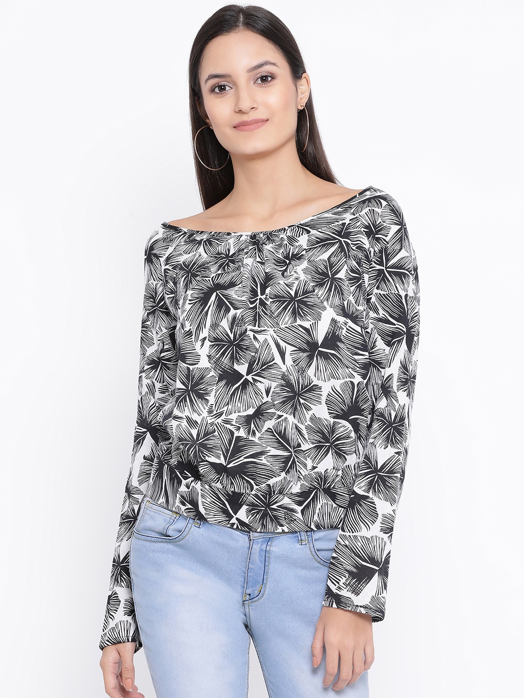 

Oxolloxo Women Black Printed Bardot Top