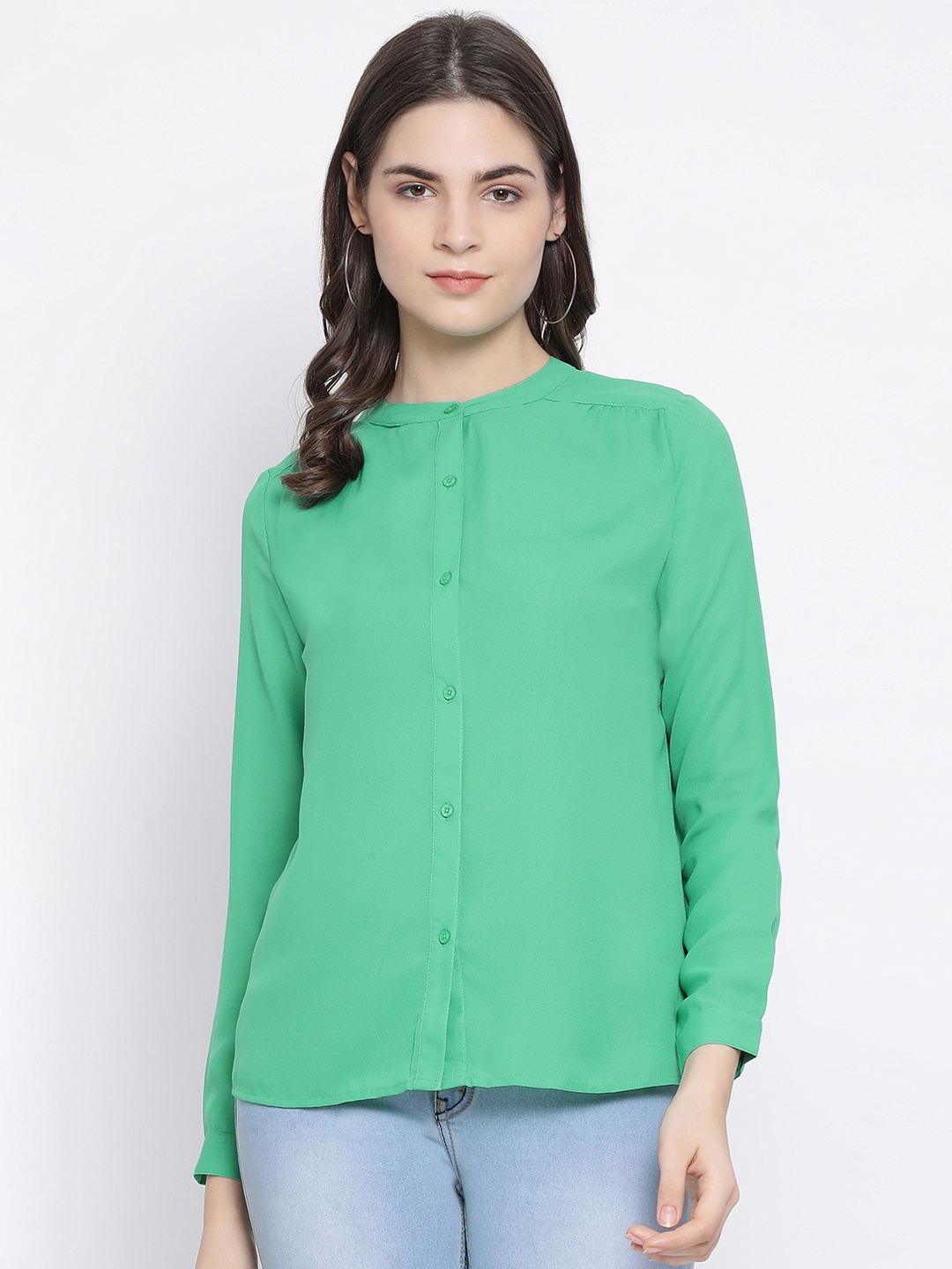 

Oxolloxo Women Green Comfort Regular Fit Solid Casual Shirt