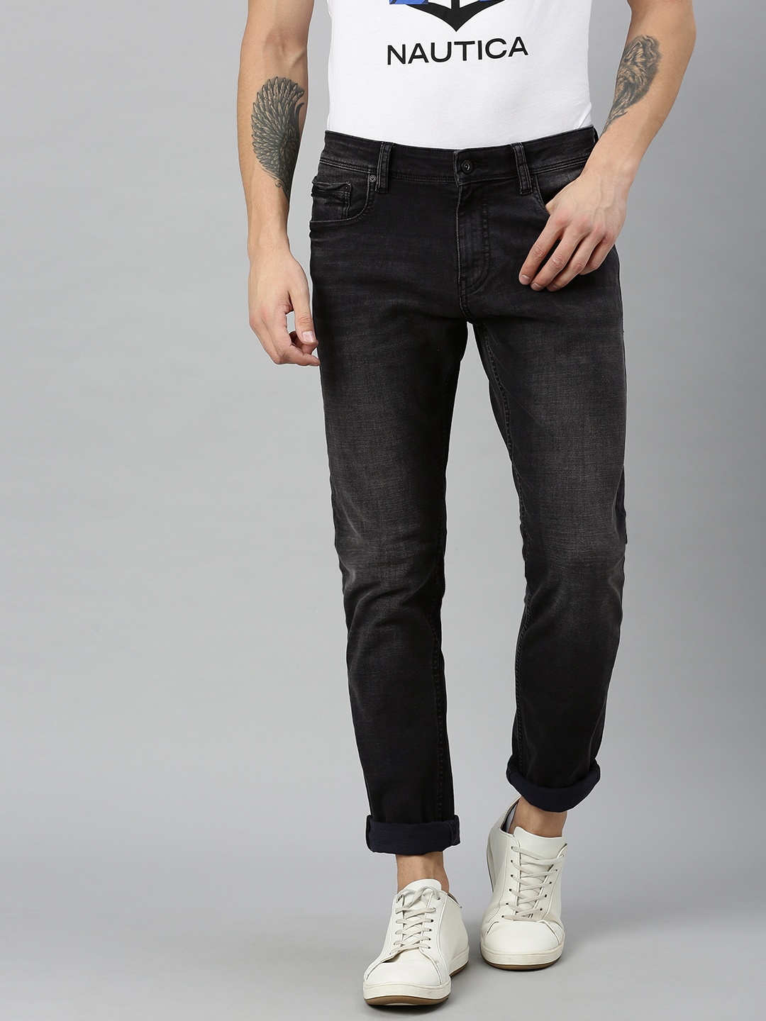 

Nautica Men Black Slim Fit Mid-Rise Clean Look Stretchable Jeans