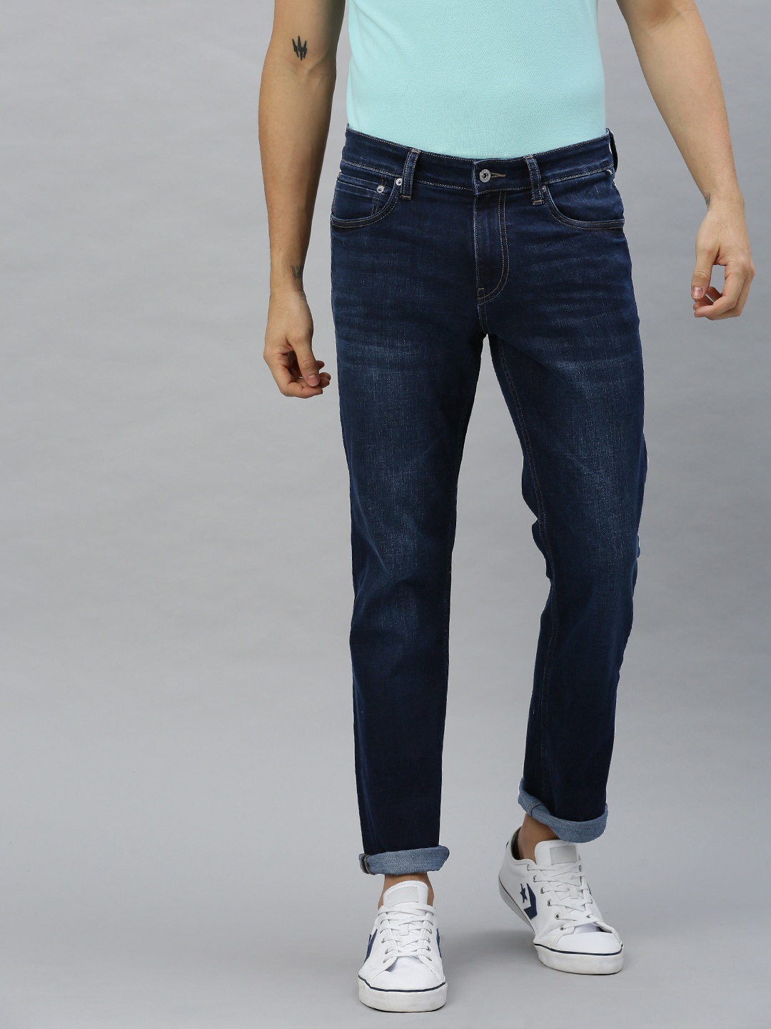 

Nautica Men Navy Blue Straight Fit Mid-Rise Clean Look Stretchable Jeans