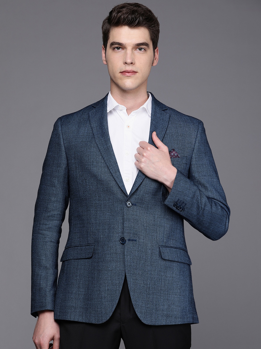 

SUITLTD Men Blue Slim Fit Solid Single-Breasted Formal Blazer