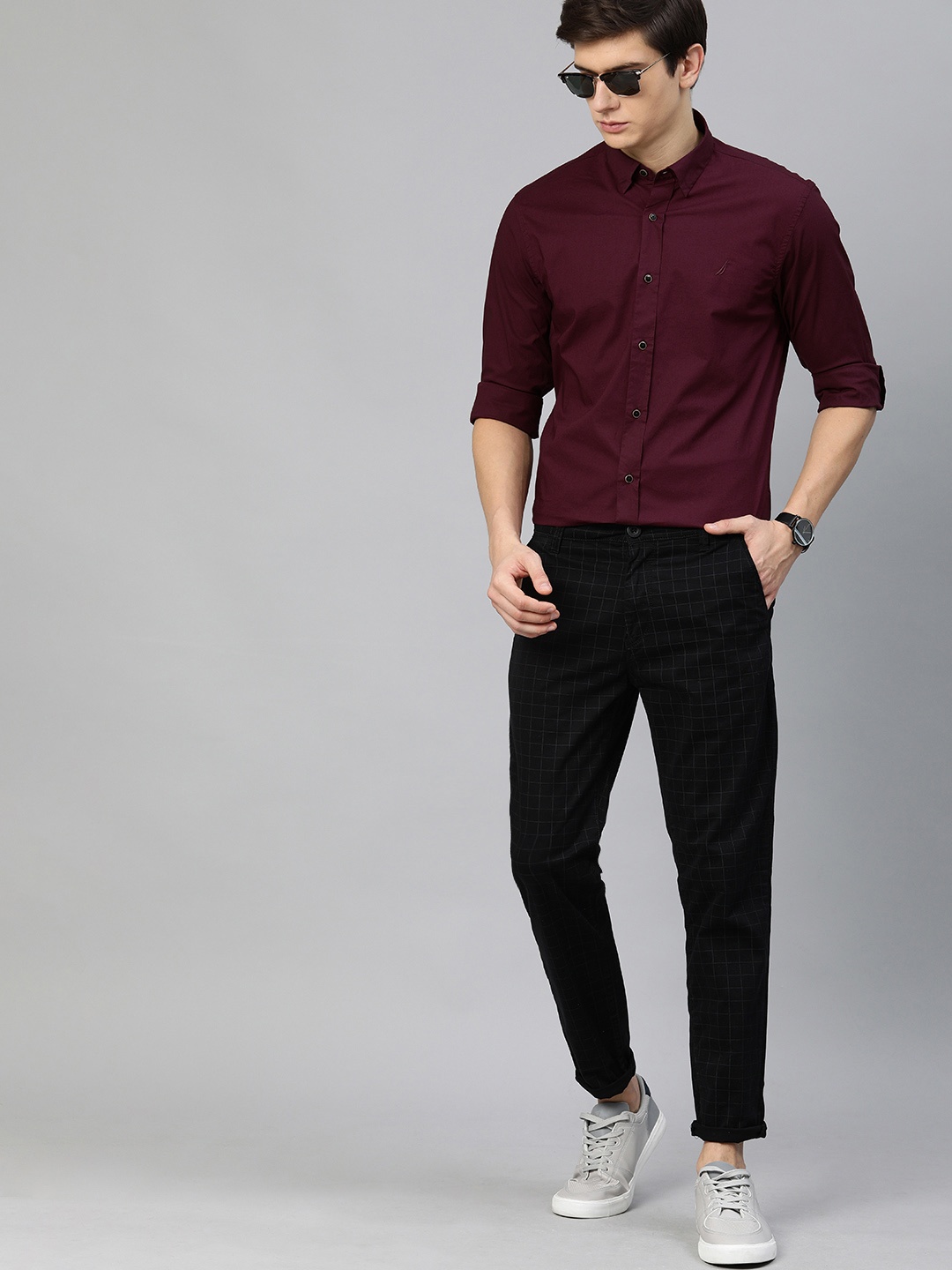 

Nautica Men Maroon Regular Fit Solid Casual Shirt