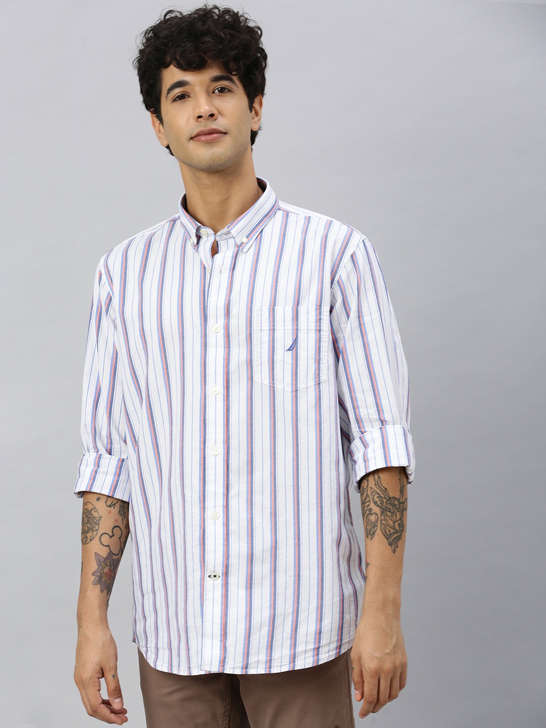 

Nautica Men White & Grey Classic Fit Striped Casual Shirt