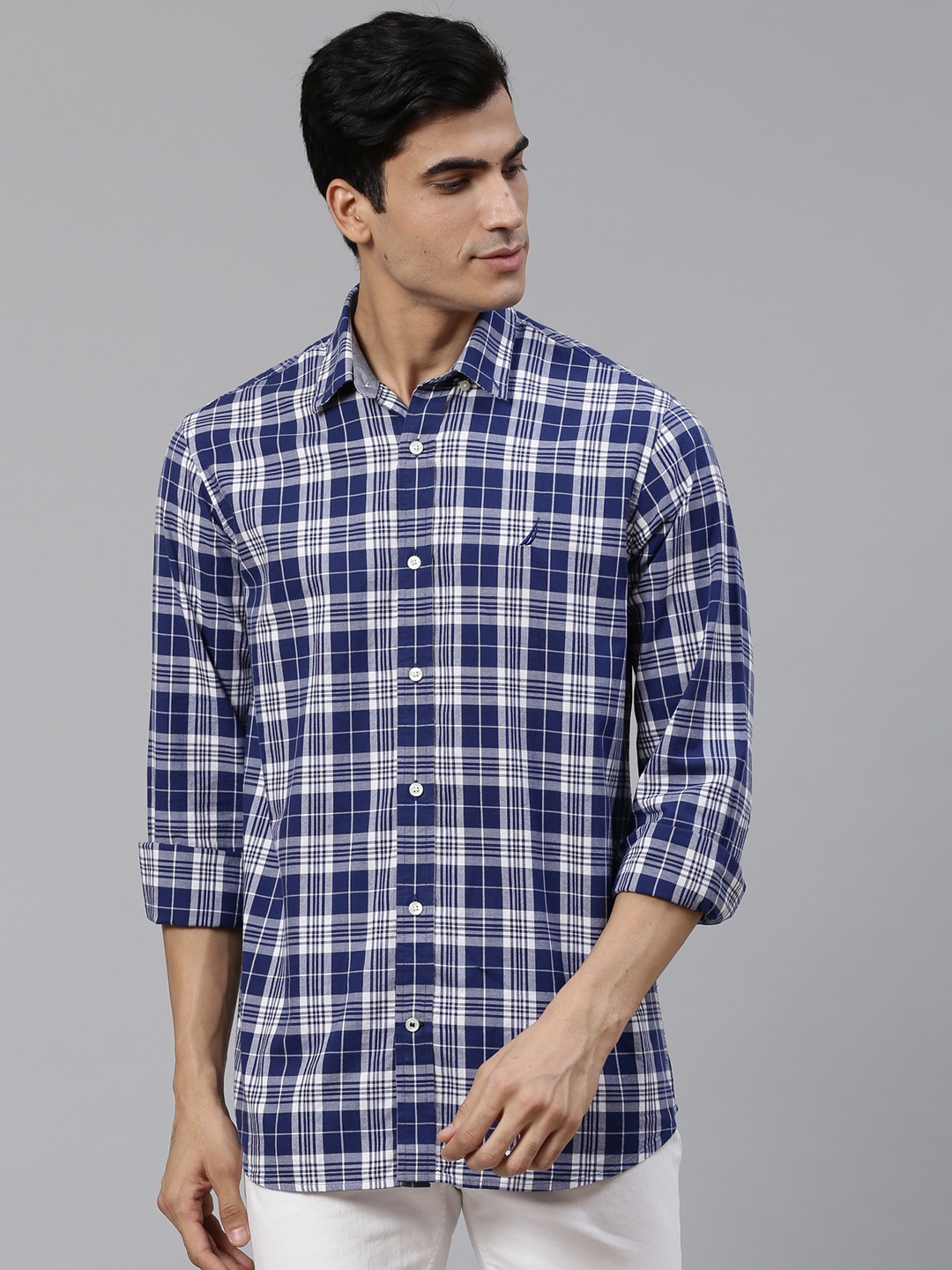 

Nautica Men Navy Blue & White Classic Regular Fit Checked Casual Shirt