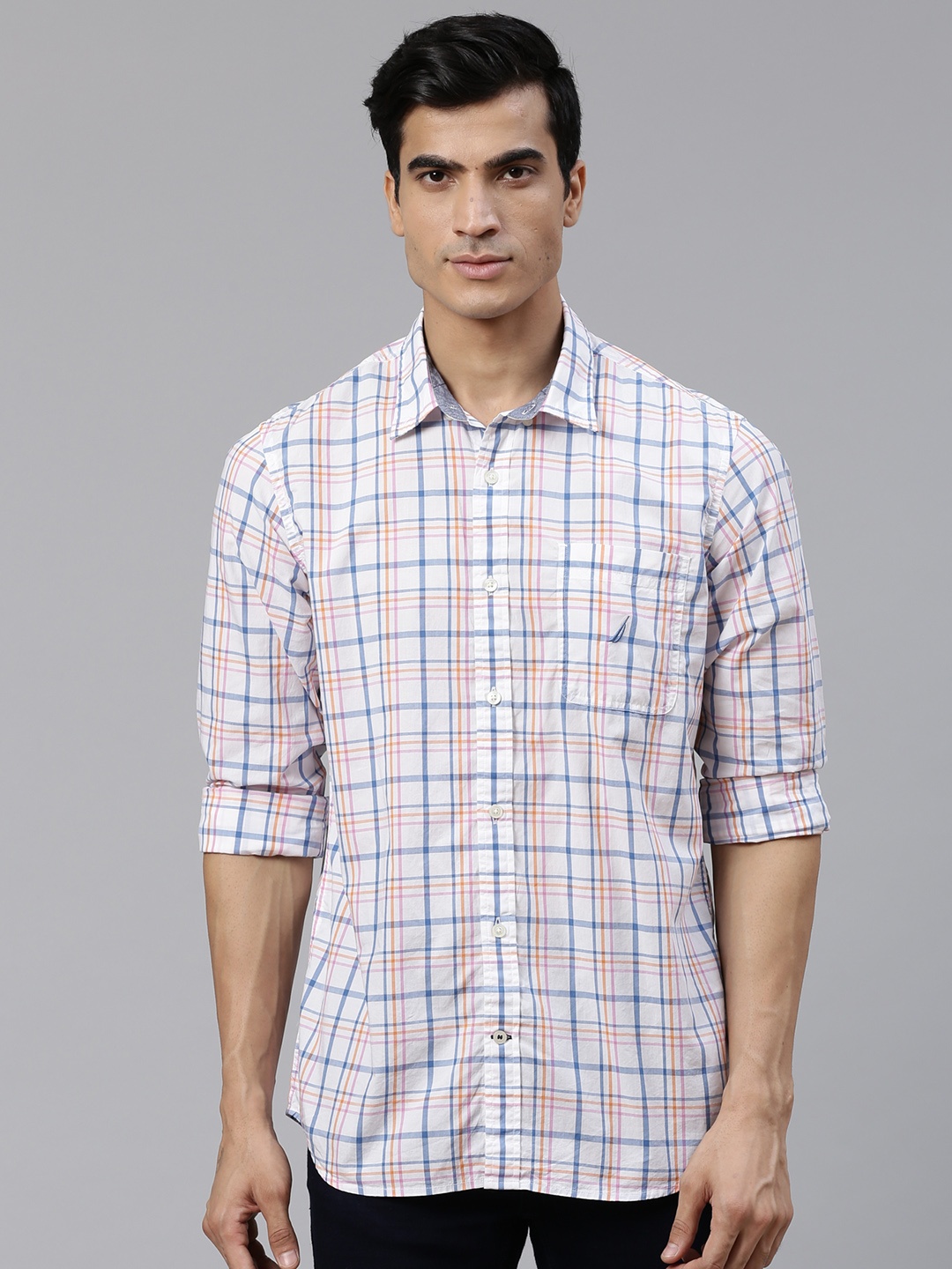 

Nautica Men White & Blue Classic Regular Fit Checked Casual Shirt