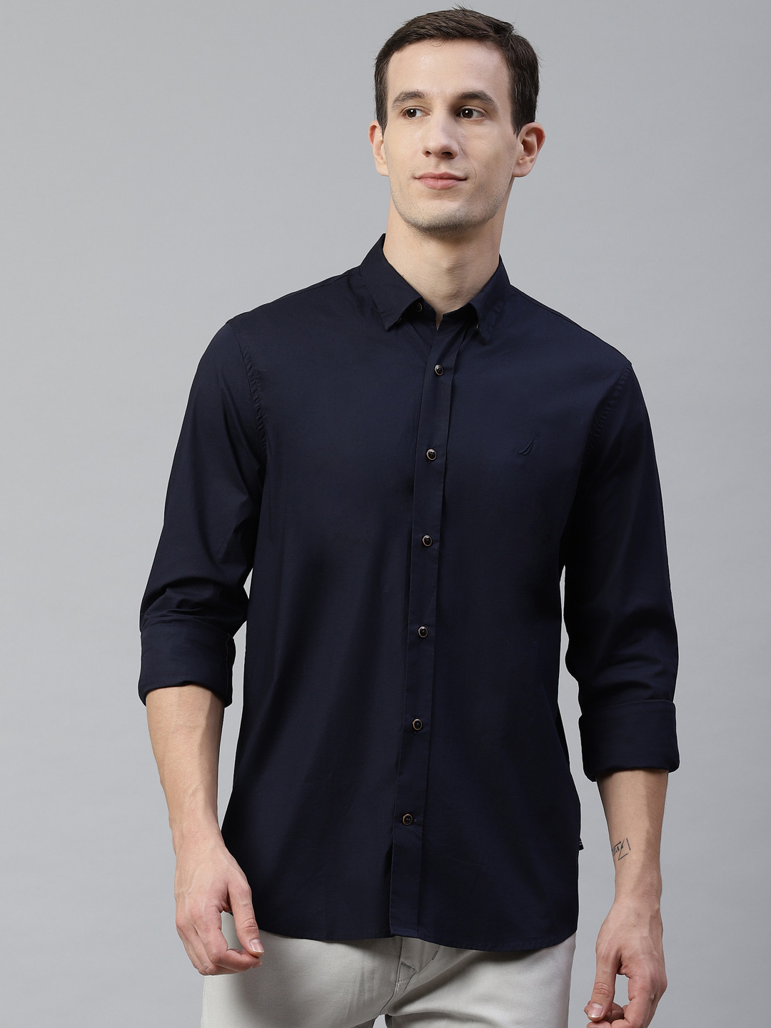 

Nautica Men Navy Blue Regular Fit Solid Knitted Casual Shirt