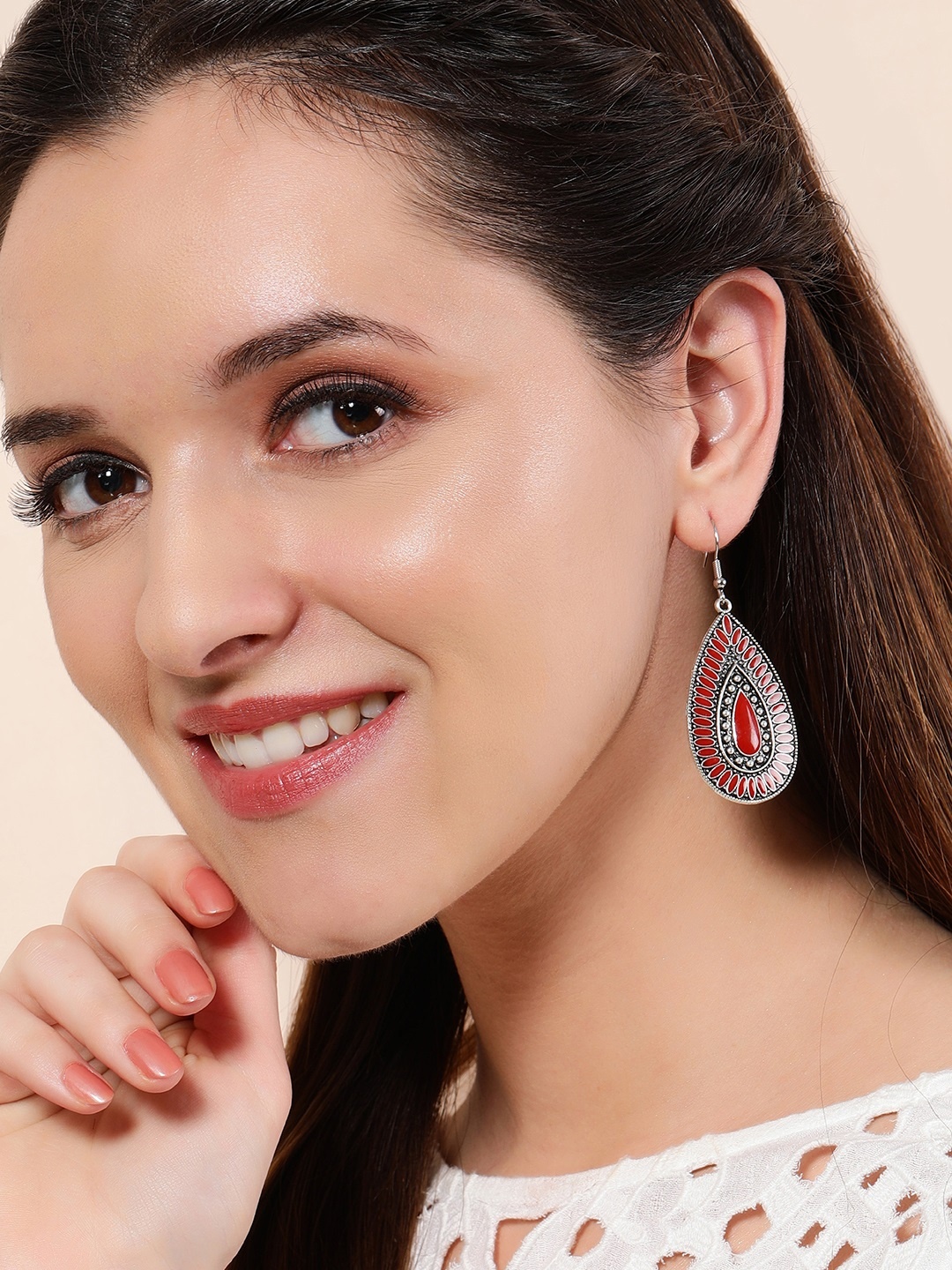 

Rubans Silver-Toned & Red Oxidised Enamellled Classic Drop Earrings