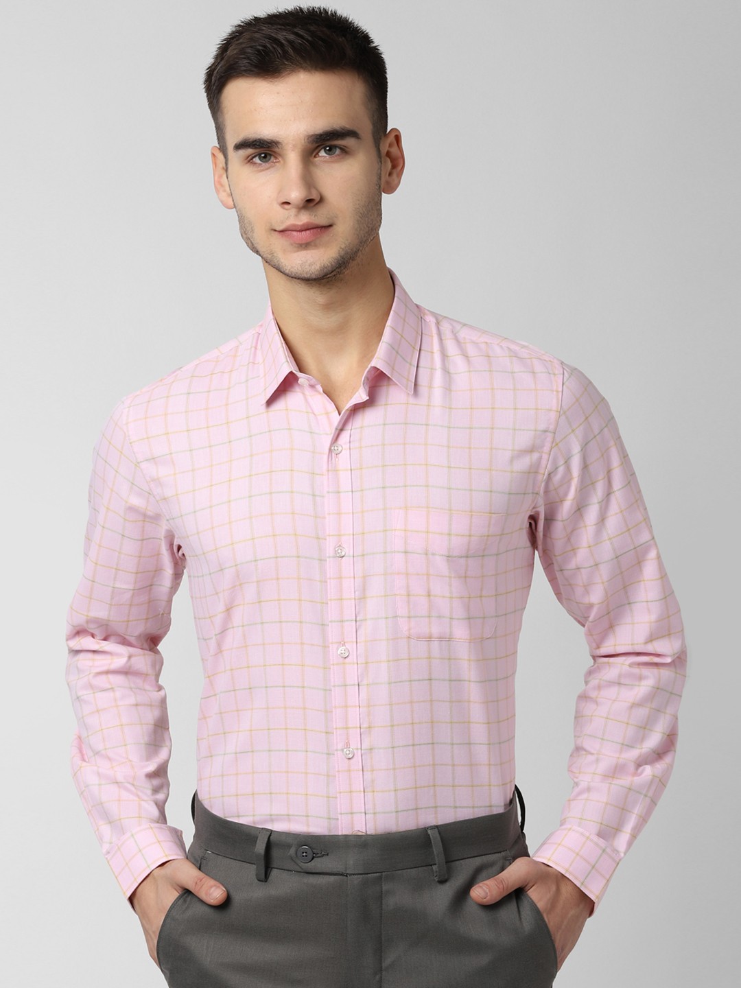 

Peter England Men Pink Regular Fit Checked Formal Shirt