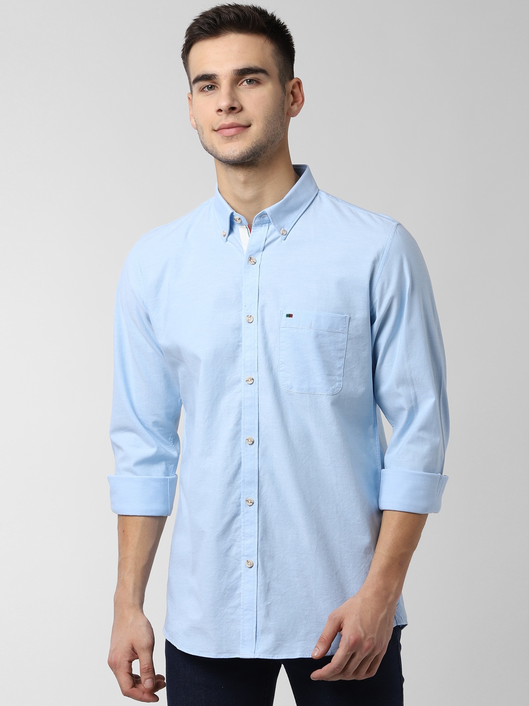 

Peter England Men Blue Slim Fit Solid Casual Shirt