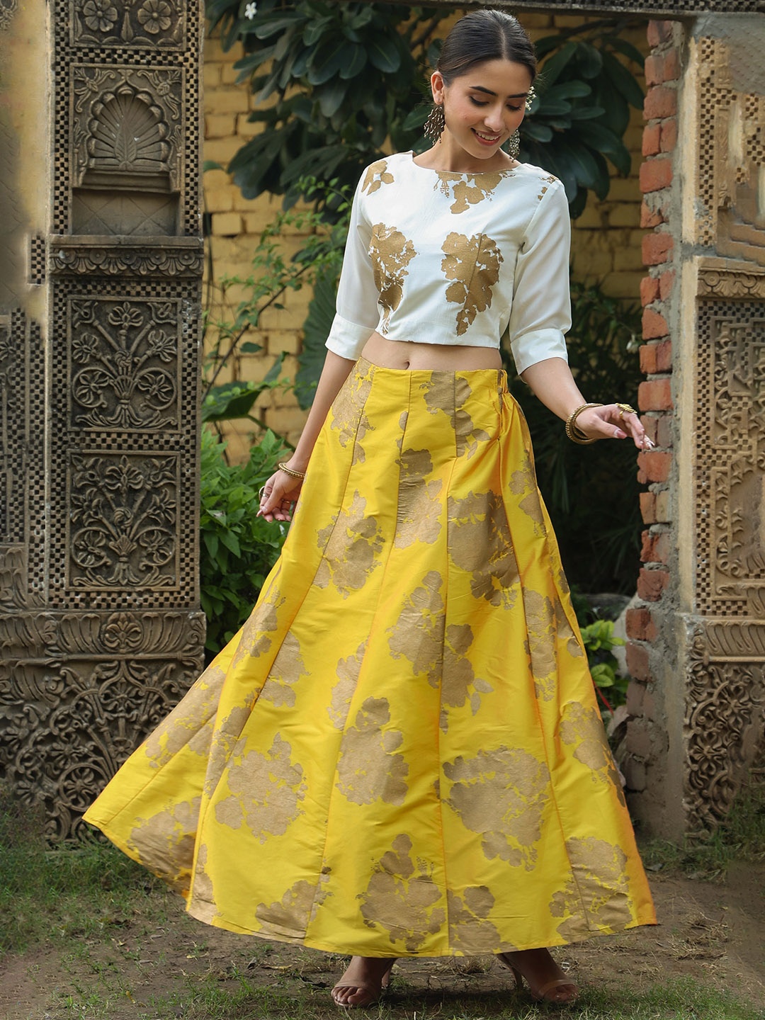 

Juniper Women Mustard Yellow & Off-White Foil Printed Lehenga Choli
