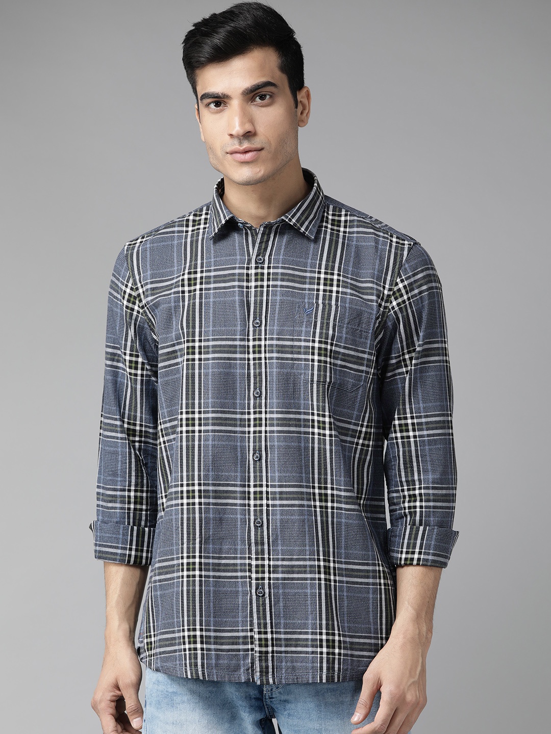 

Blackberrys Men Blue & Green Slim Fit Checked Casual Shirt