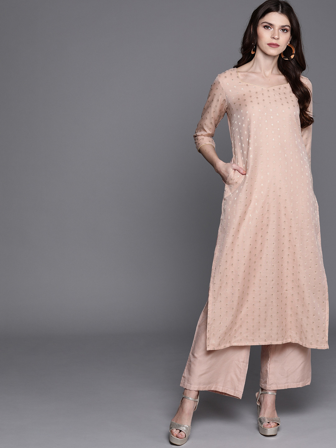 

AKS Couture Women Pink & Golden Woven Design Kurta with Palazzos