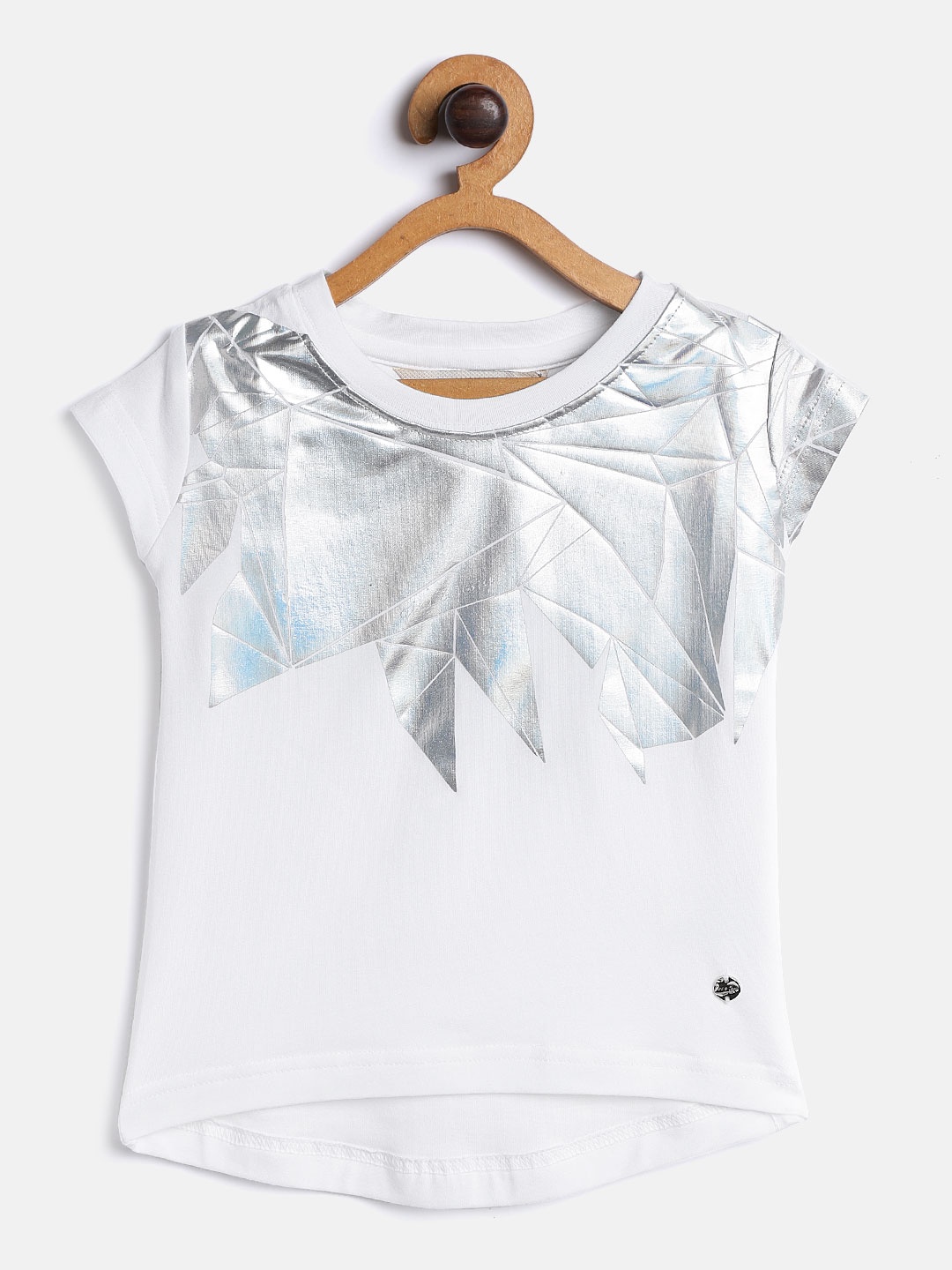 

Gini and Jony Girls Silver-Toned & White Printed Round Neck T-shirt with Iridescent Effect