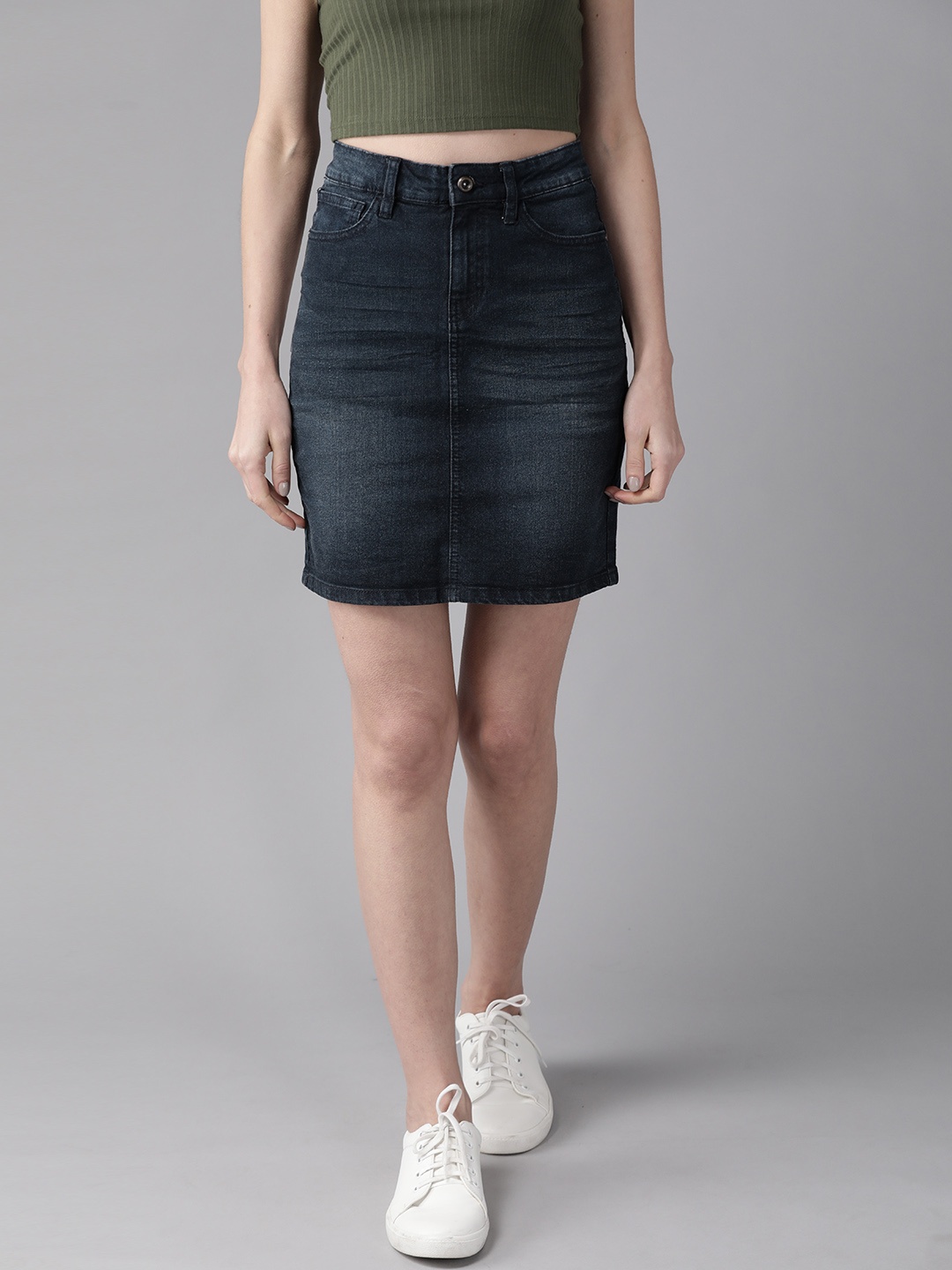 

Roadster Women Blue Solid Denim Straight Skirt, Navy blue
