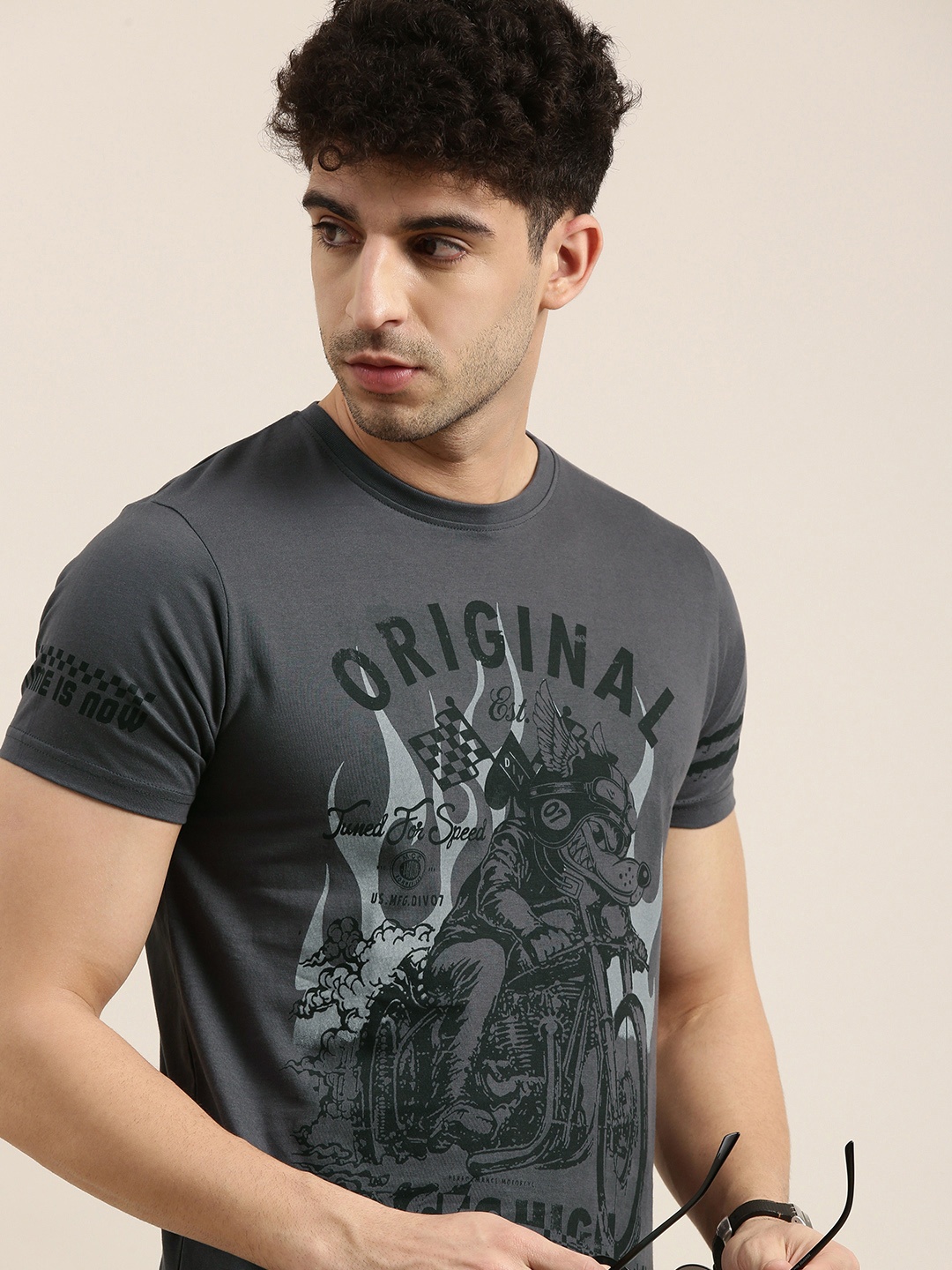 

Conditions Apply Men Grey Printed Round Neck Pure Cotton T-shirt