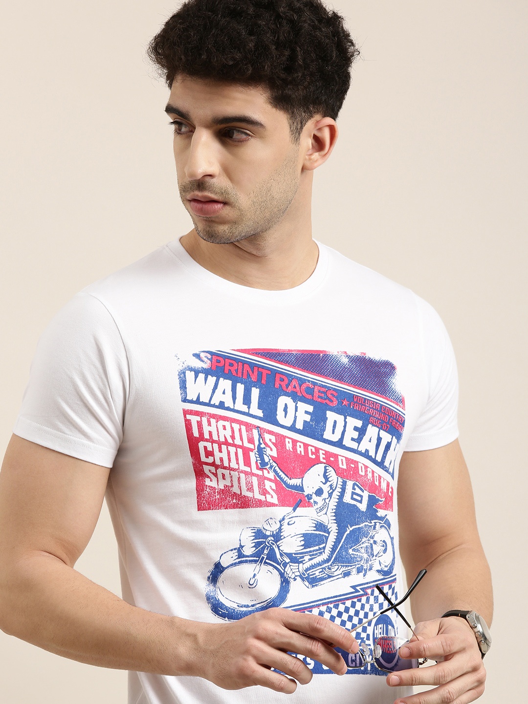 

Conditions Apply Men White Blue Printed Round Neck Pure Cotton T-shirt