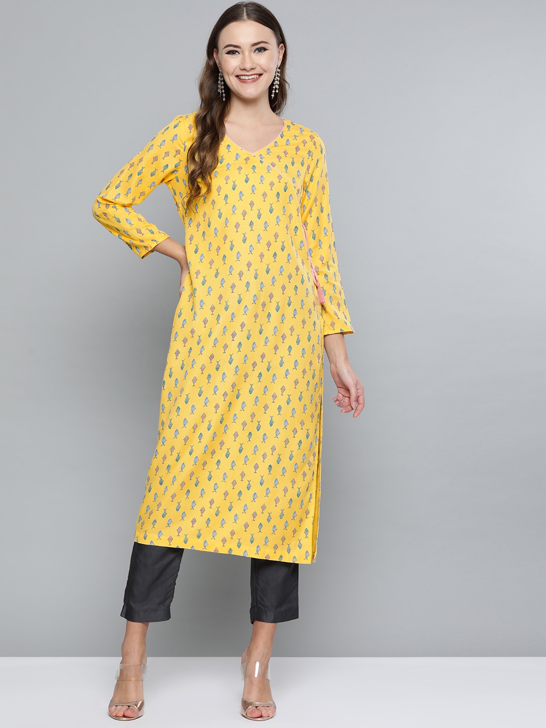 

HERE&NOW Women Yellow & Blue Quirky Print Straight Angrakha Kurta