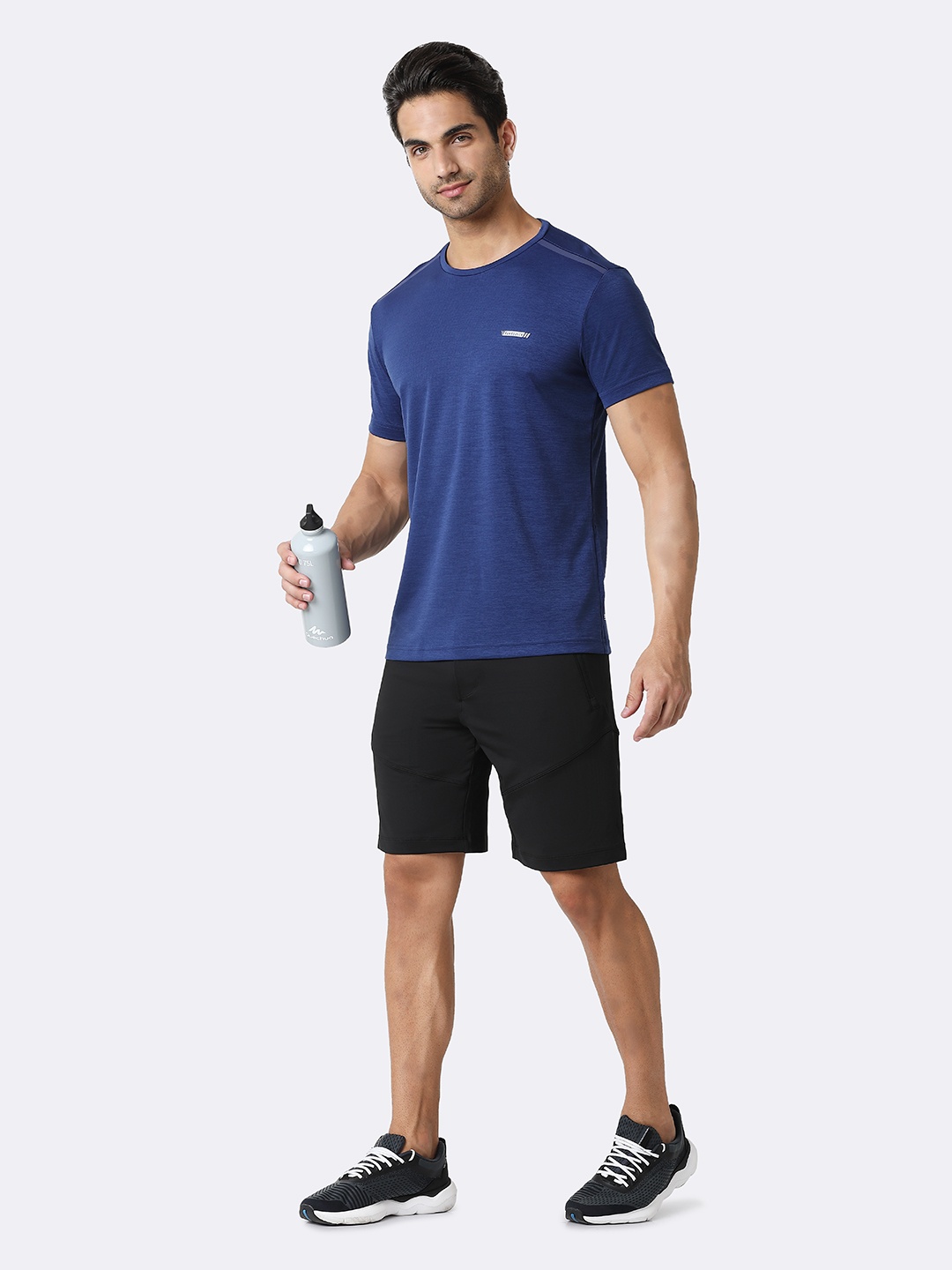 

Van Heusen Round Neck Swift-Dry T-shirt, Navy blue