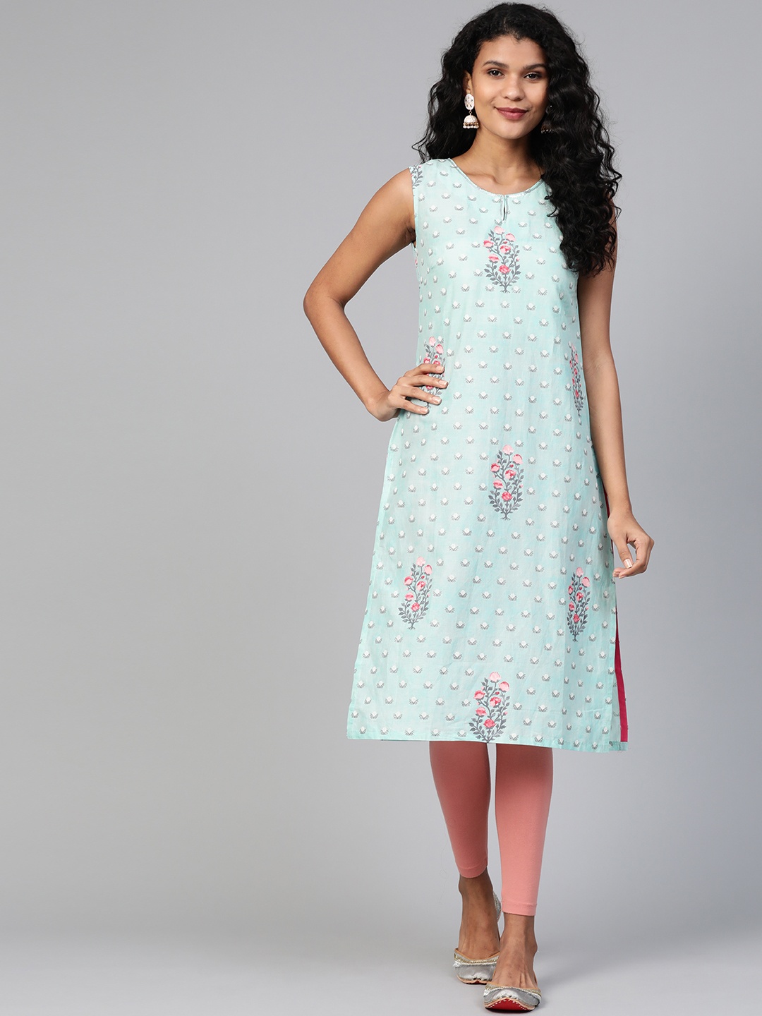 

W Women Sea Green & White Printed Straight Kurta