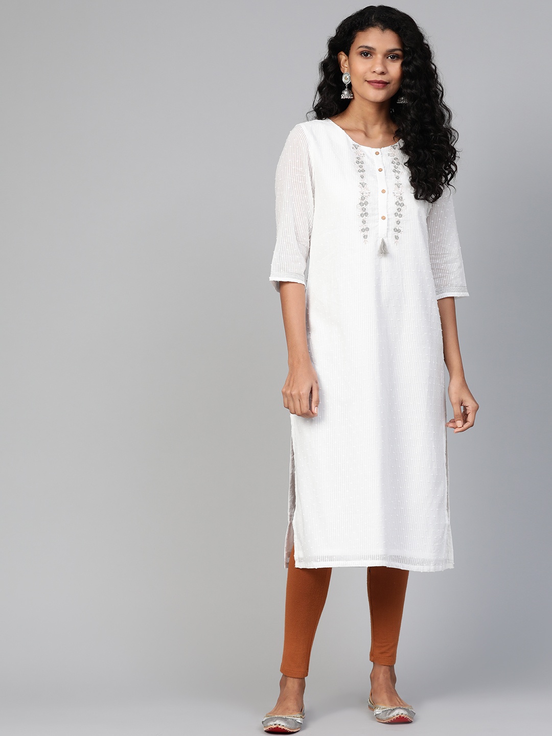

W Women White Embroidered Straight Kurta