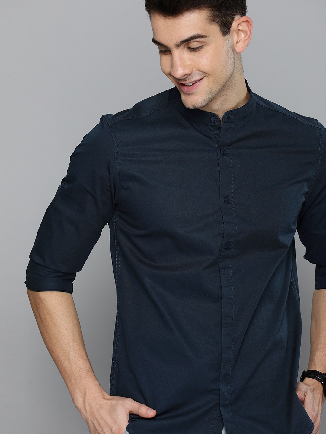 

HERE&NOW Men Navy Blue Slim Fit Casual Shirt