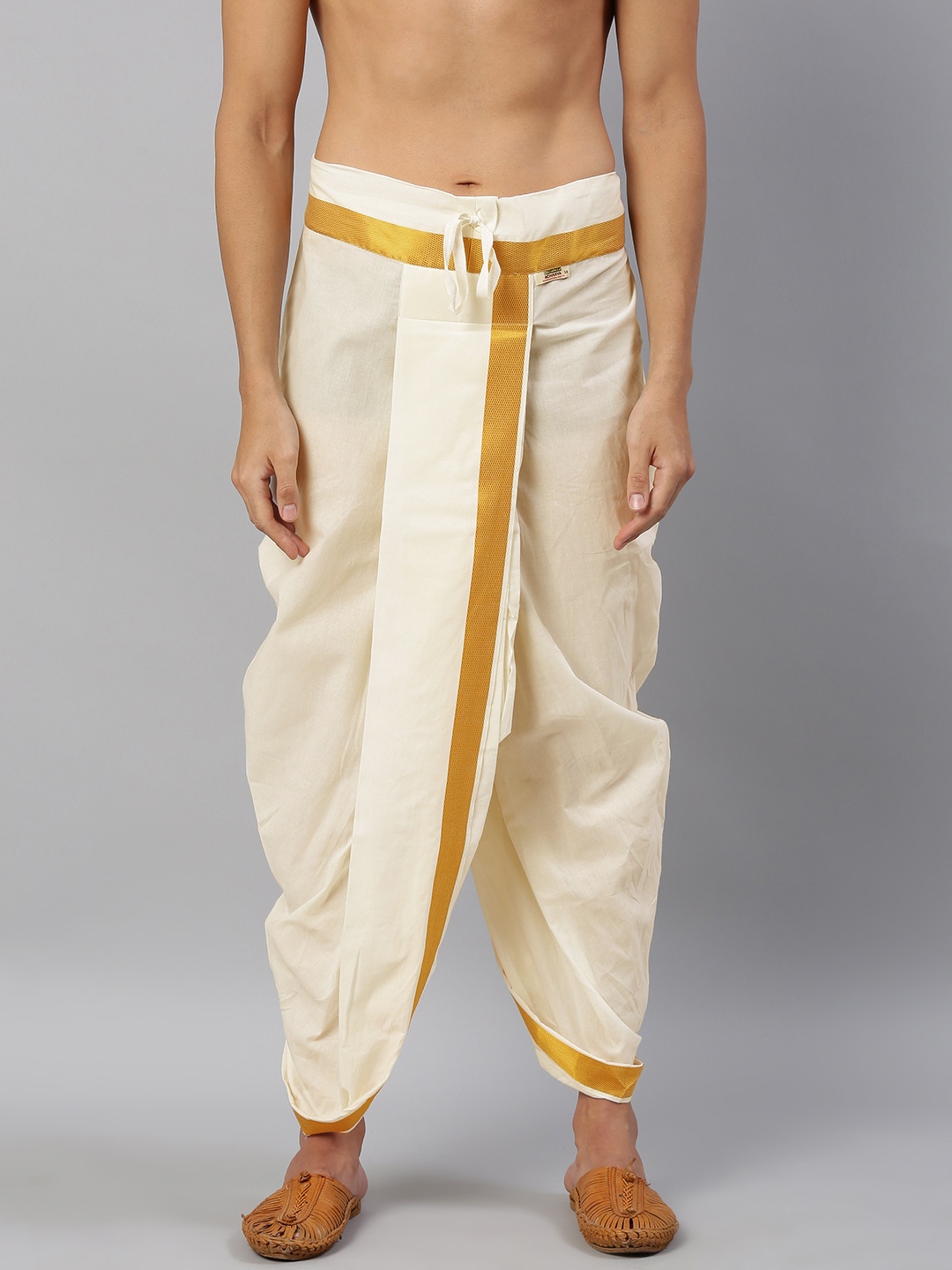 

Ramraj Men Cream-Coloured Cotton Panchakacham Dhoti Pants & Angavastram Cream Zari Border