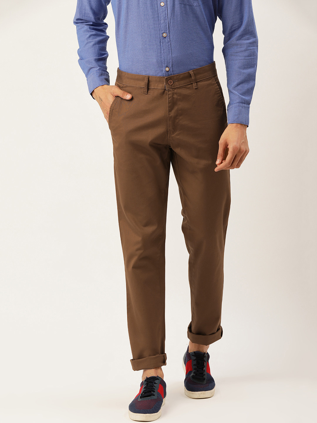 

Richlook Men Brown Slim Fit Solid Chinos