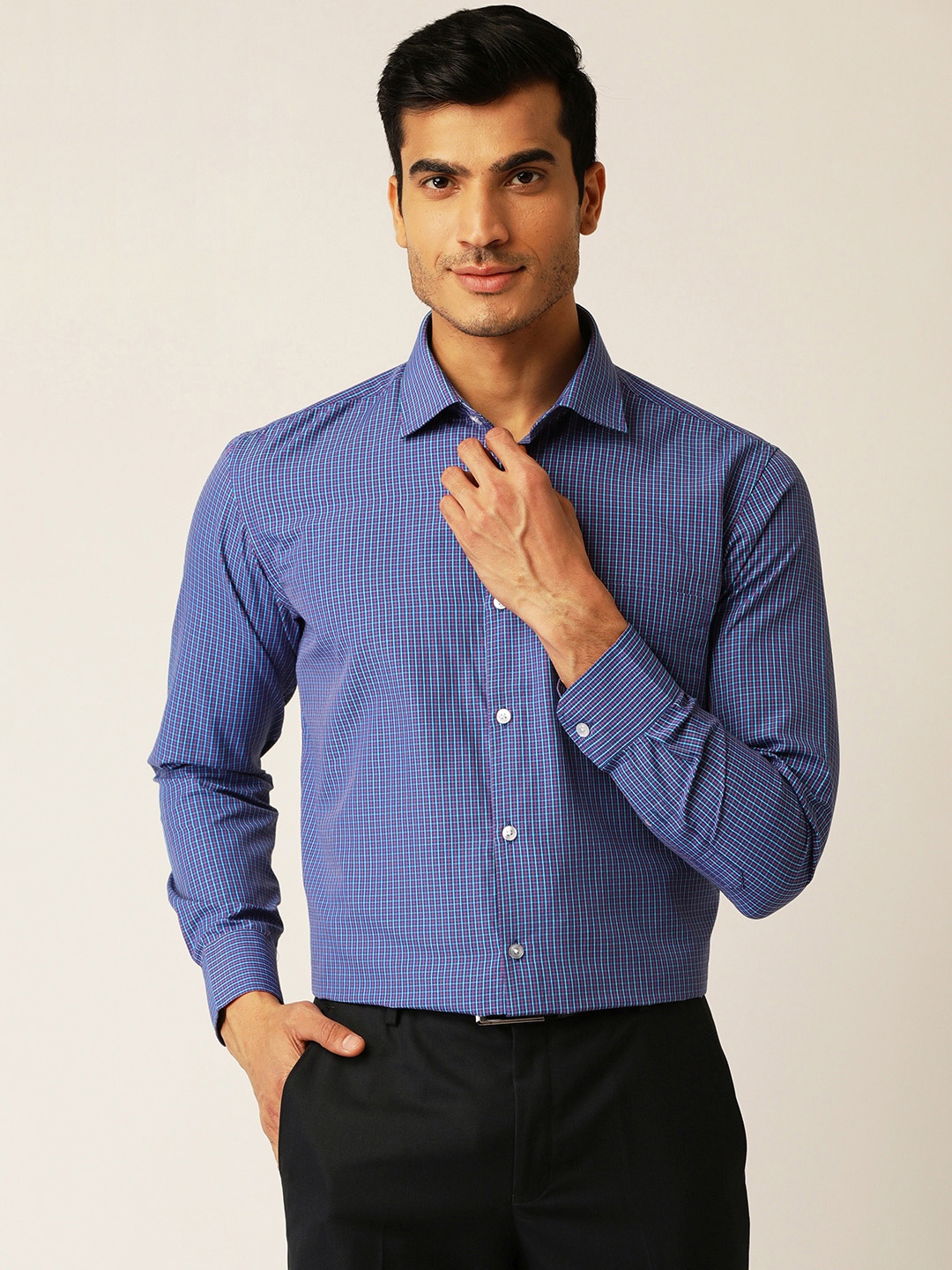 

Richlook Men Blue & Pink Regular Fit Checked Formal Shirt
