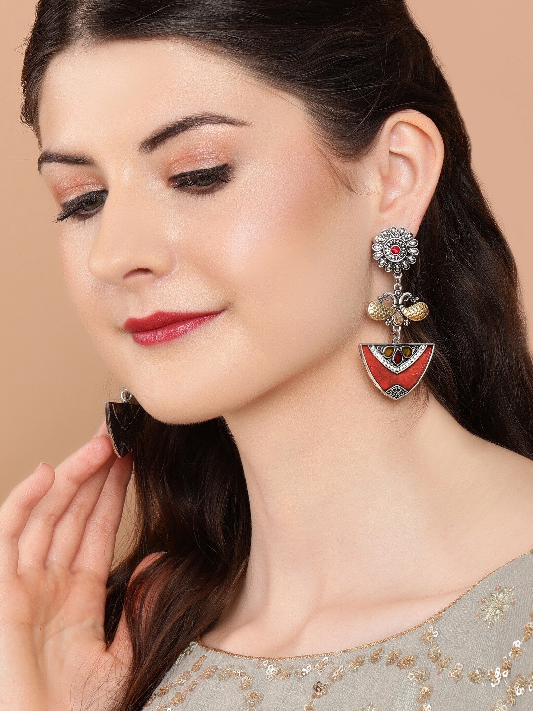 

Rubans Silver-Plated & Red Oxidised Handcrafted Contemporary Drop Earrings