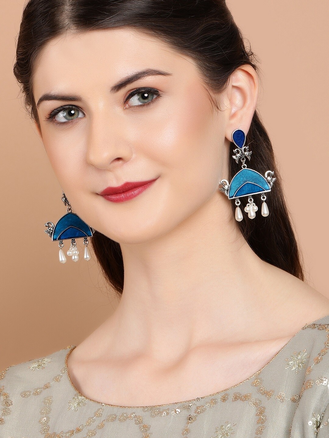 

Rubans Silver-Plated & Blue Oxidised Handcrafted Contemporary Drop Earrings