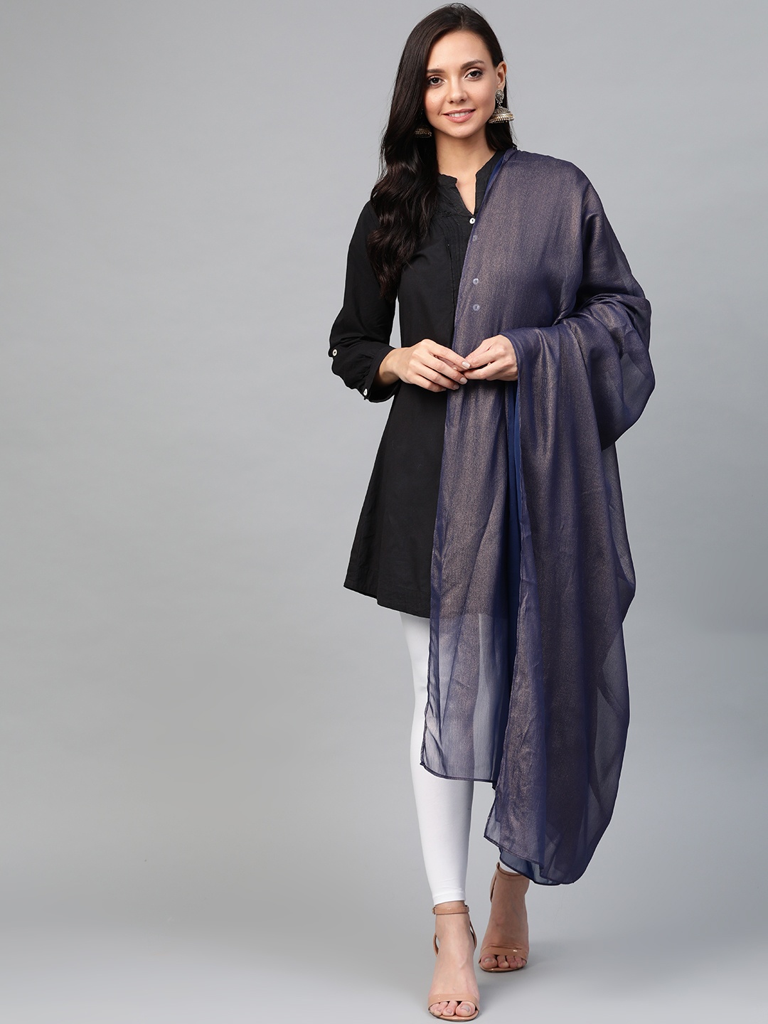 

AURELIA Navy Blue & Golden Solid Dual Tone Dupatta